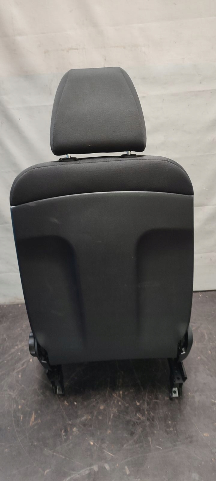 seat front left driver´s podgrzewany Mercedes W169 5D