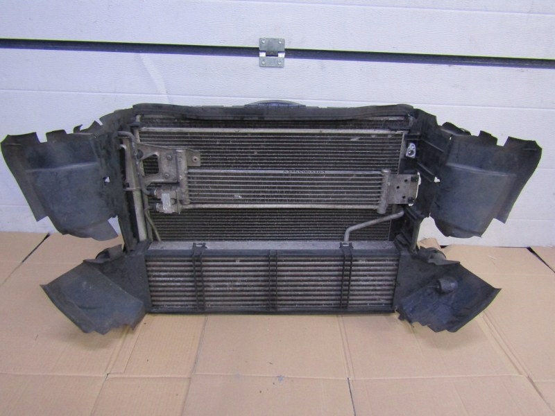 mercedes КЛС W218 350 CDI КОМПЛЕКТ РАДИАТОРЫ ПЕРЕД