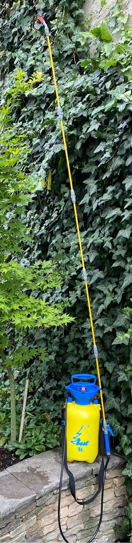 OPRYSKIWACZ RĘCZNY DŁUGA LANCA 99 CM CIŚNIENIOWY BEST POLSKA 5L 2 DYSZE Długość lancy 99 cm