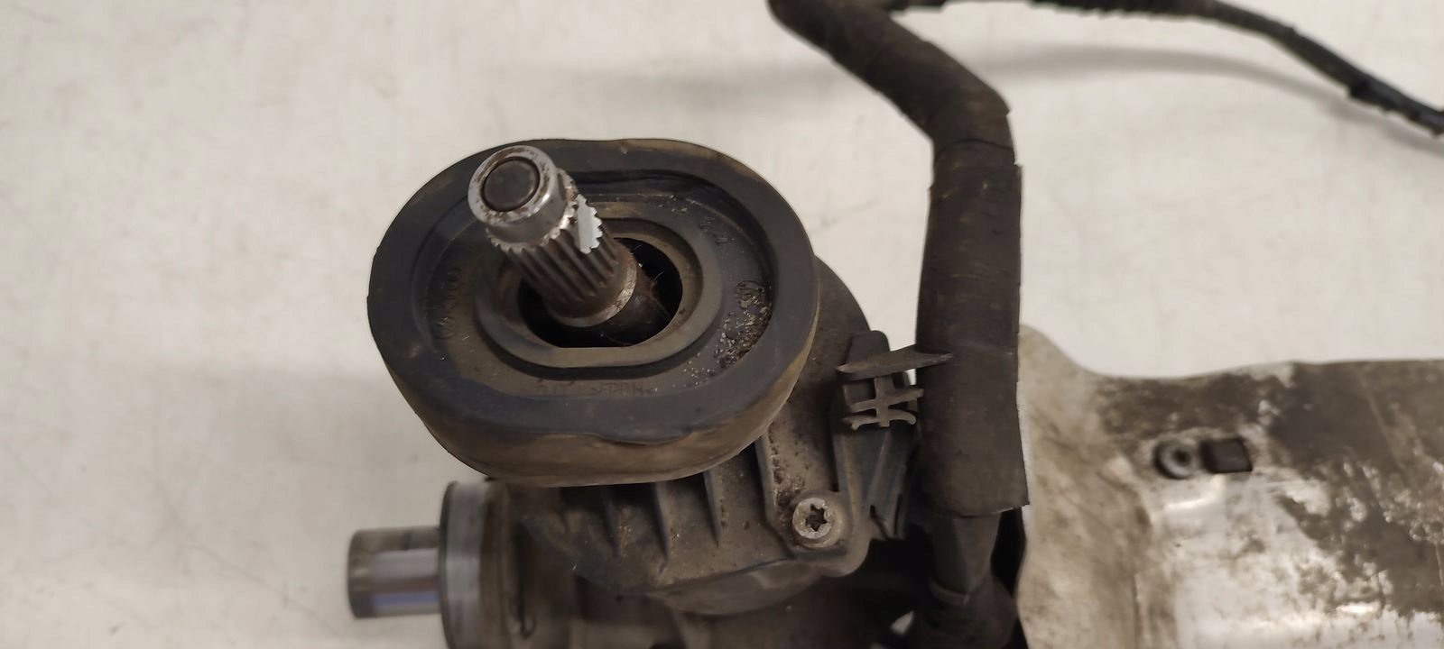 Boîte direction VW Golf VI 1,6 TDI