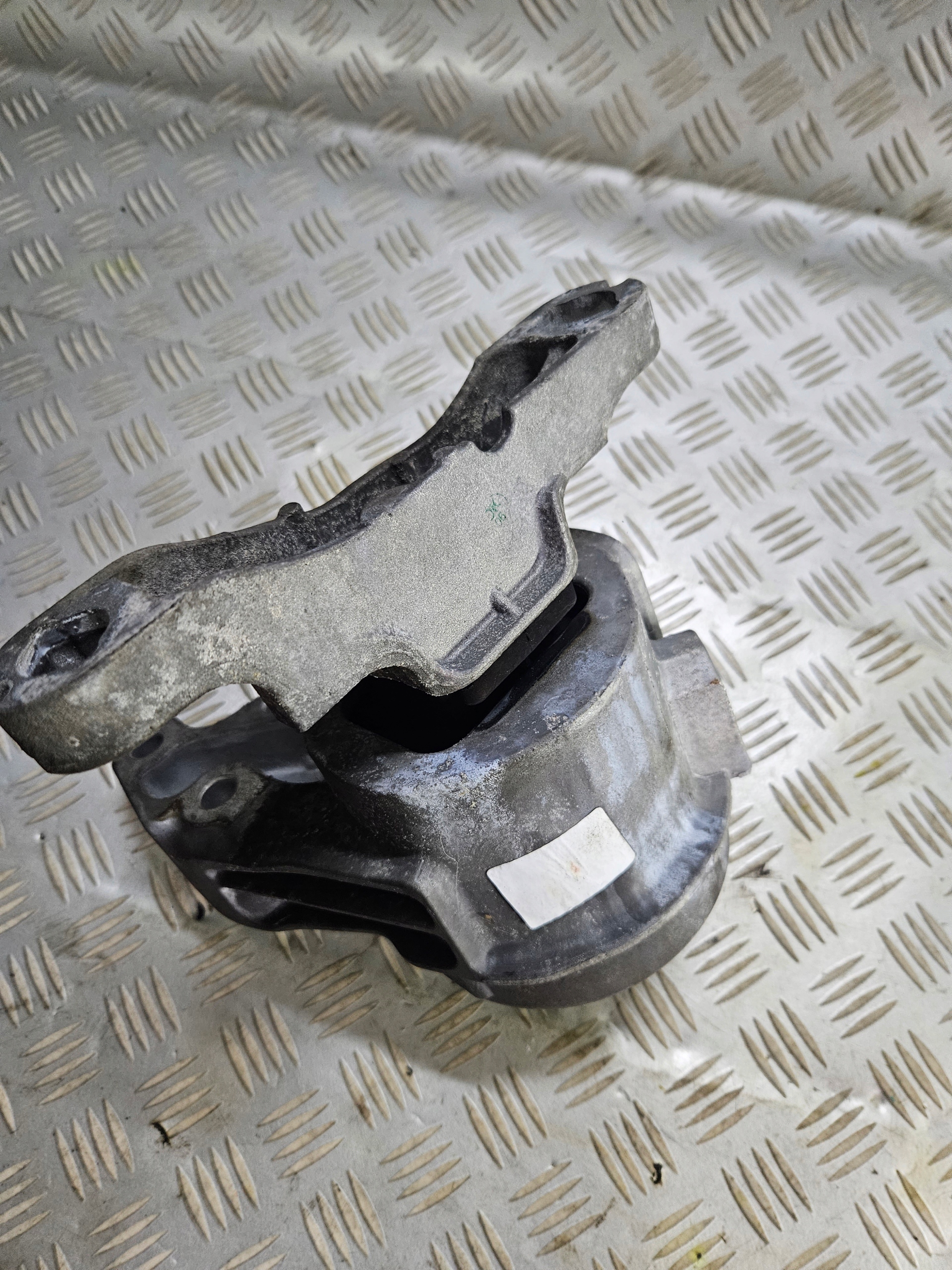 подушка Двигателя FORD MONDEO MK5 2.0