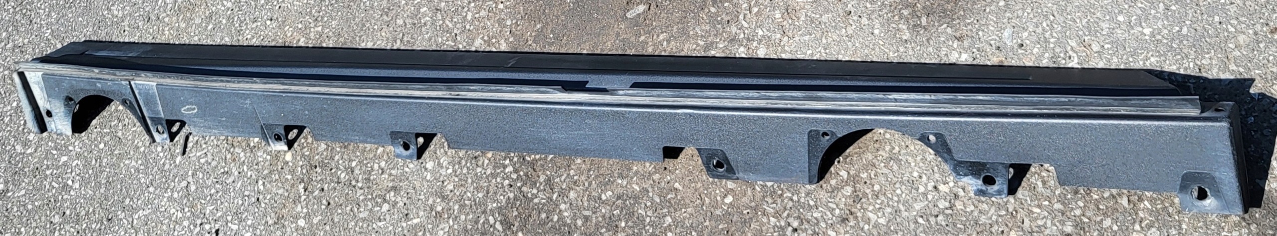 moulding threshold cover cap for threshold left Alfa Romeo Tonale VELOCE ORYGIN
