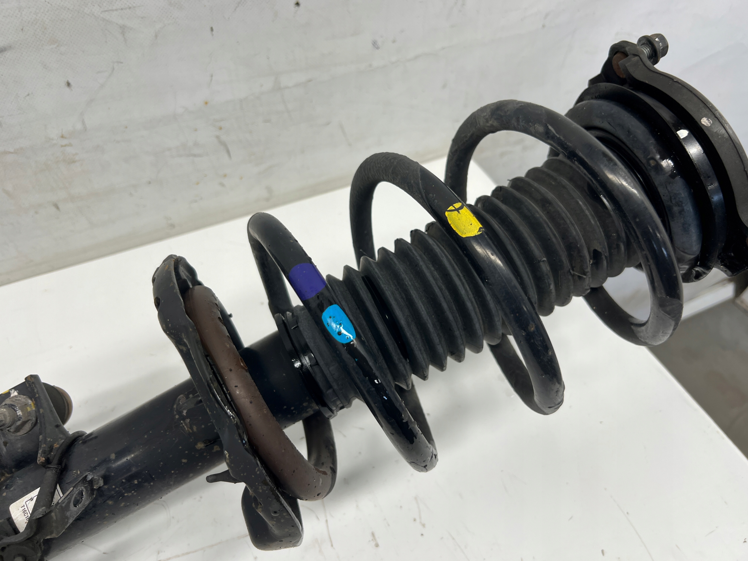 Hyundai Tucson III 1.7 CRDi McPherson left front swing left 54650-D7000