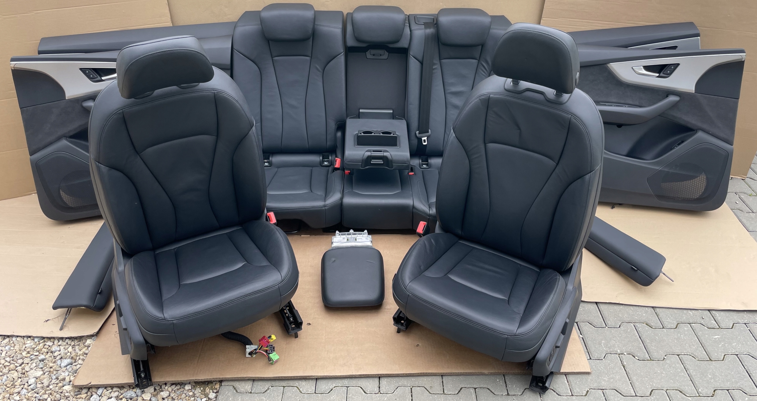 seats armrest AUDI Q8 leather ELEKTRYKA KOMPLET original