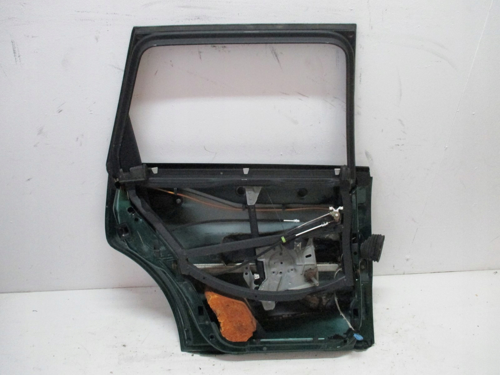 TÜR LINKS HINTEN AUDI A4 8D9