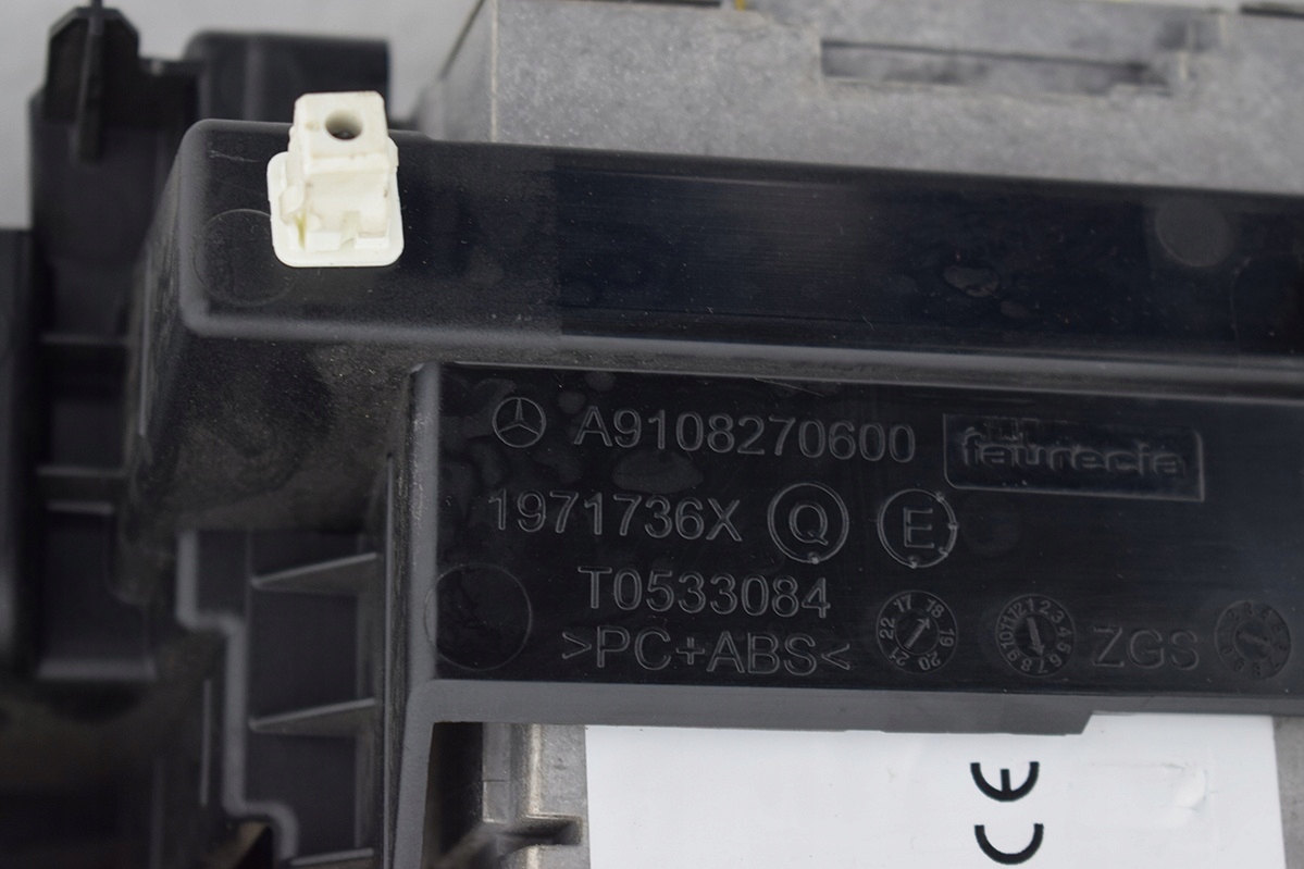 RADIO display * PANEL rádia MERCEDES SPRINTER 907 910 A9079001703