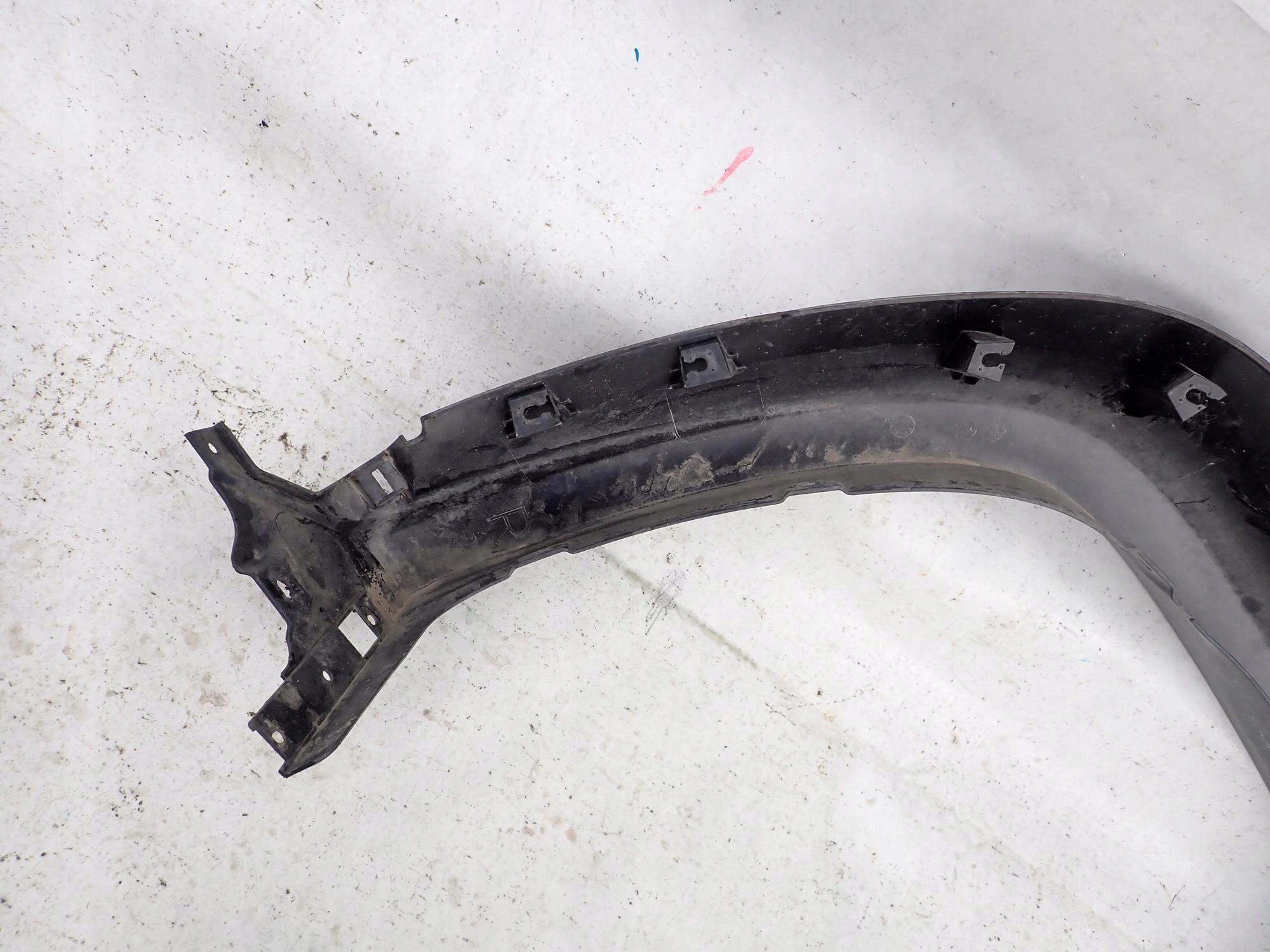 SUZUKI JIMNY IV 4 18-> moulding cap right rear part