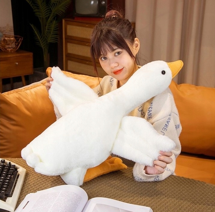 PLUSZOWA GĘŚ PIPA MASKOTKA PODUSZKA ZABAWKA 130 CM Rodzaj ptak