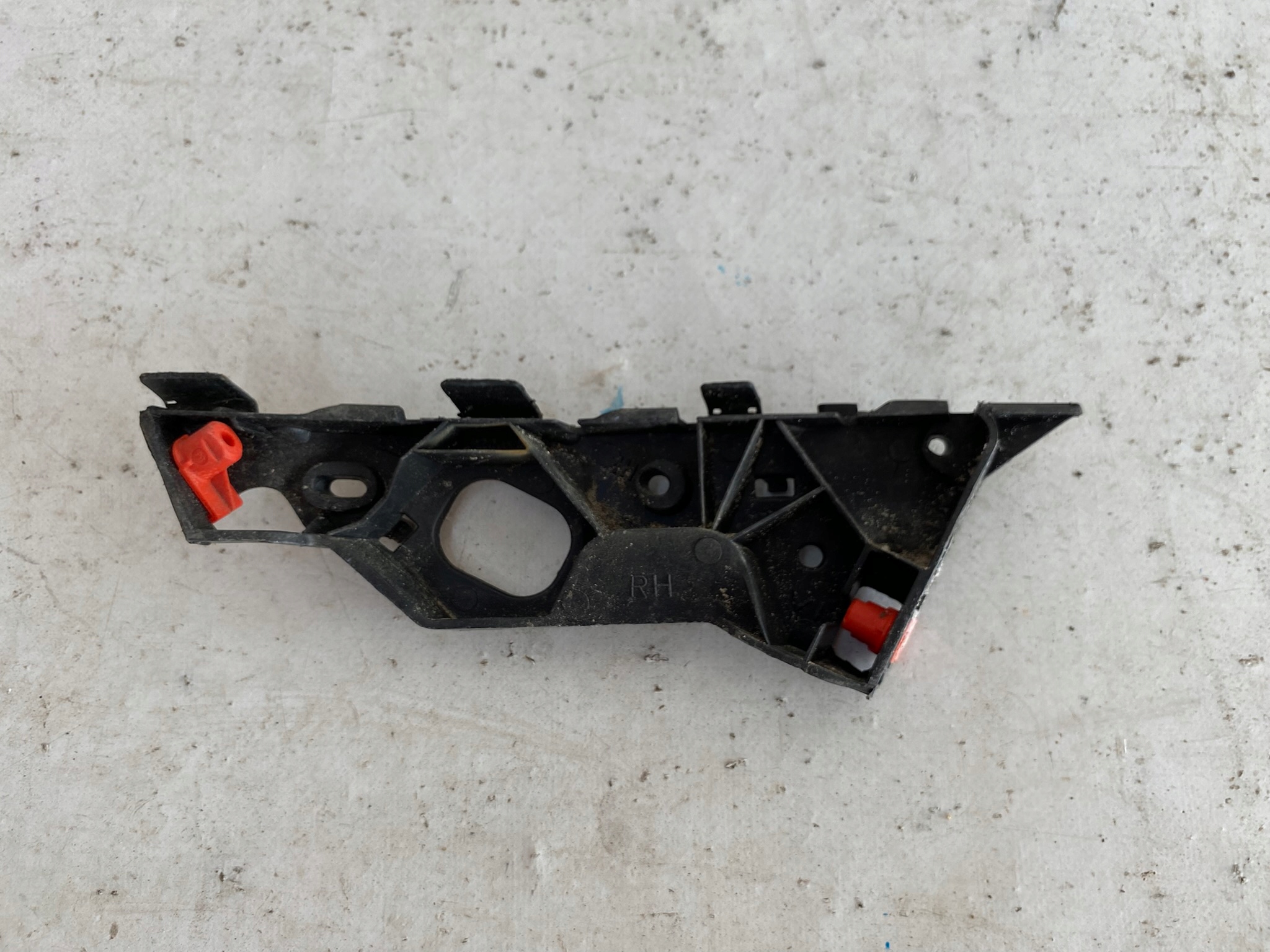 OPEL CORSA D 06-14 support holder of a bumper front right 13179964