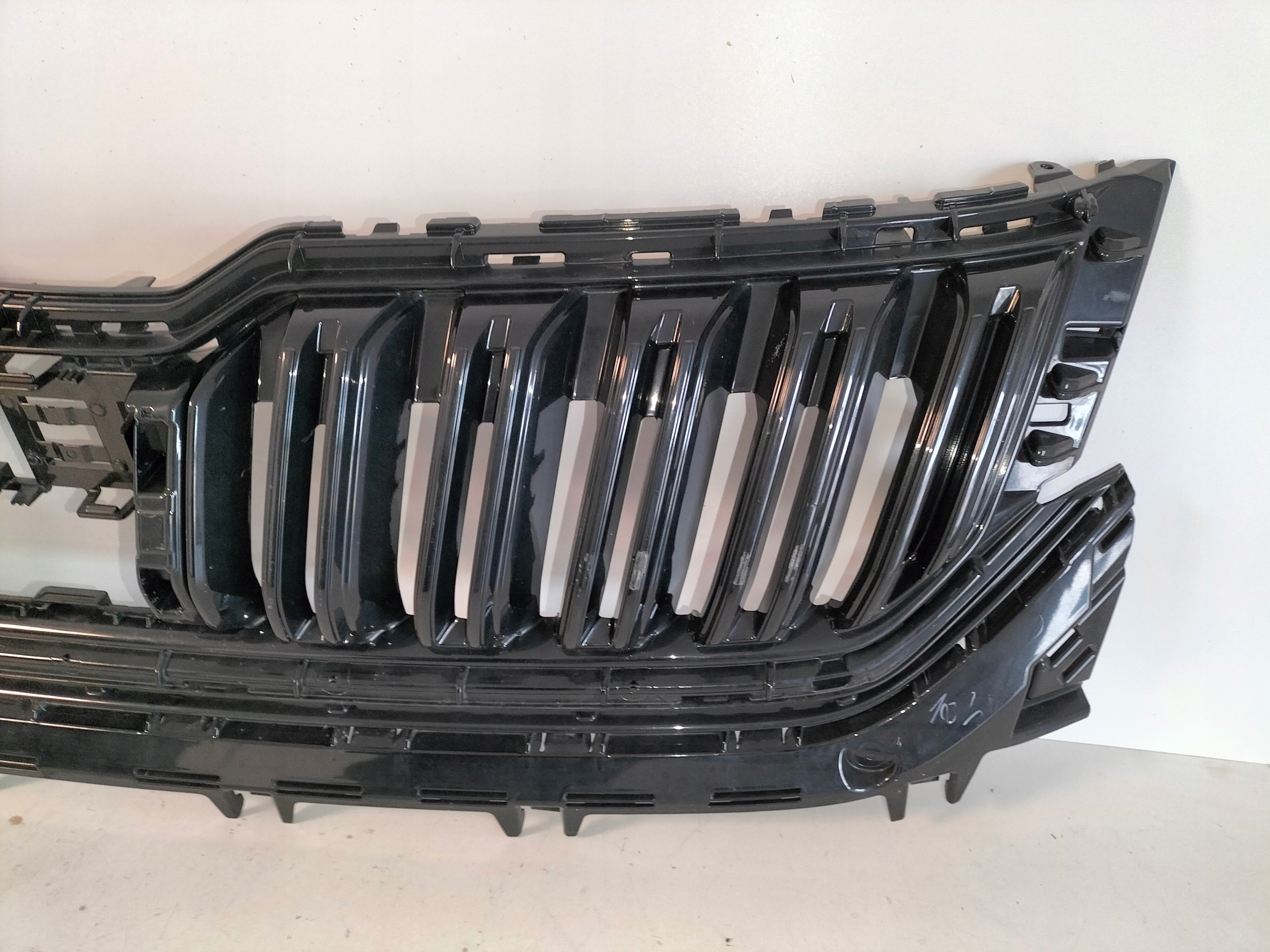 grille grid grill SKODA KODIAQ 16
