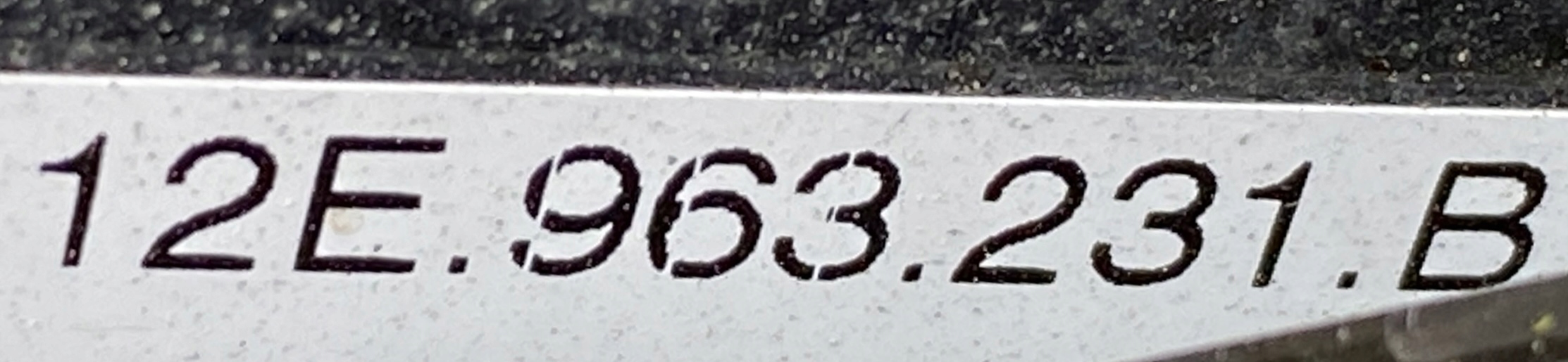 VW E GOLF UP WYMIENNIK CIEPLA 12E963231B