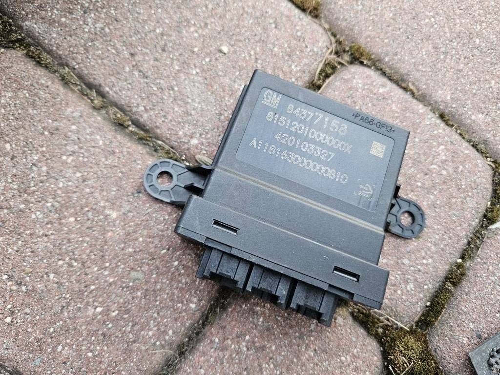 modulo Centralina computer czujnikow parcheggio PDC Opel Astra K 84377158