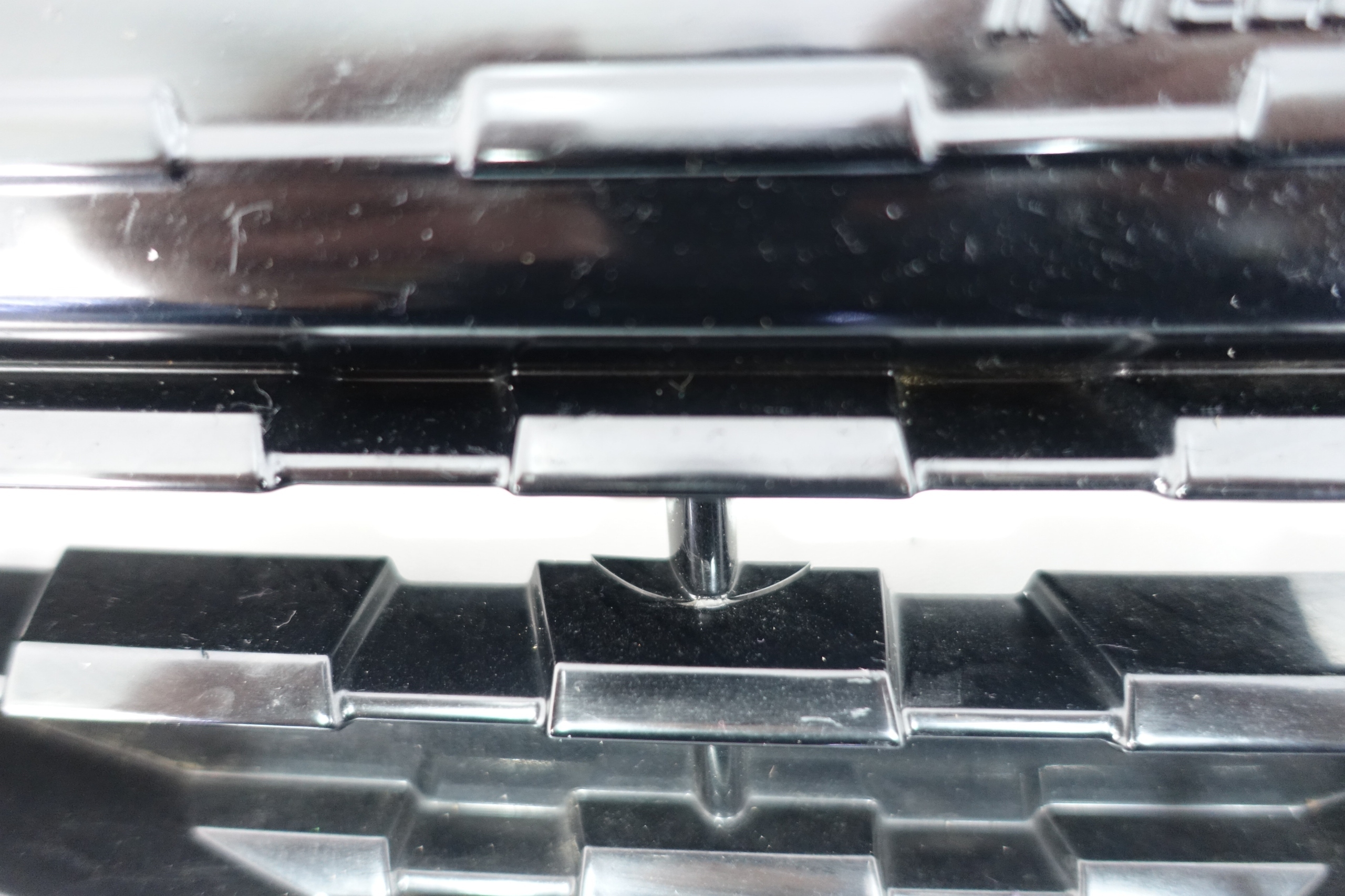 maska předek VOLVO V40 R design pod RADAR