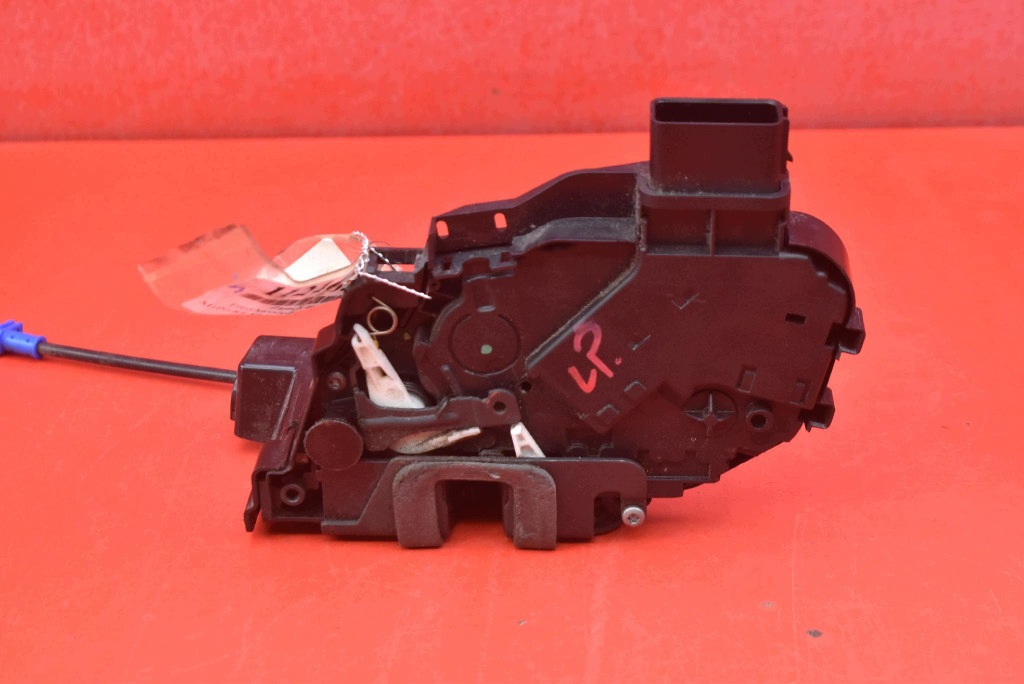 lock door left front front EU 6M2A-R21813-MB FORD MONDEO MK4 07-10