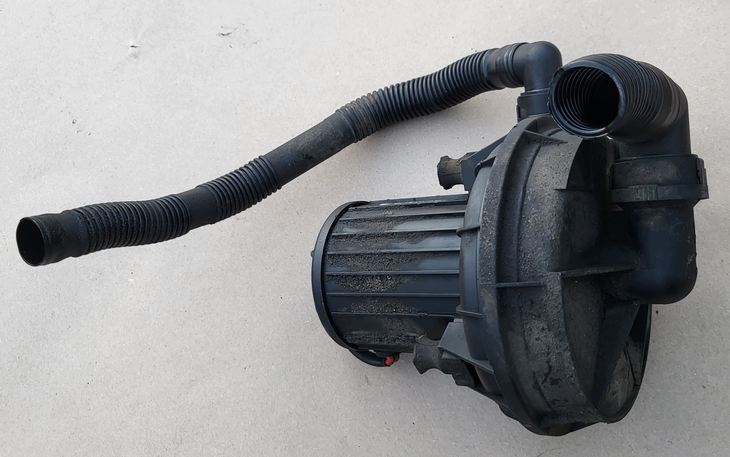 Pumpe luft WTORNEGO VW PASSAT B7 602100G11560 06A959253B OE