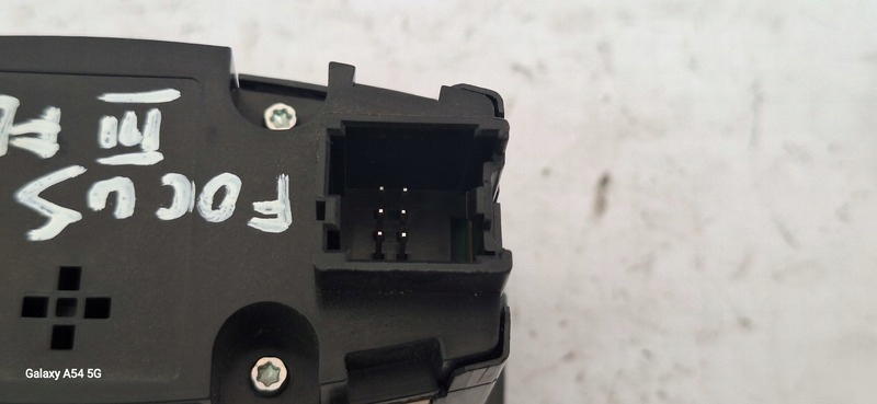 Pulsante interruttore luci FORD FOCUS III 10139792