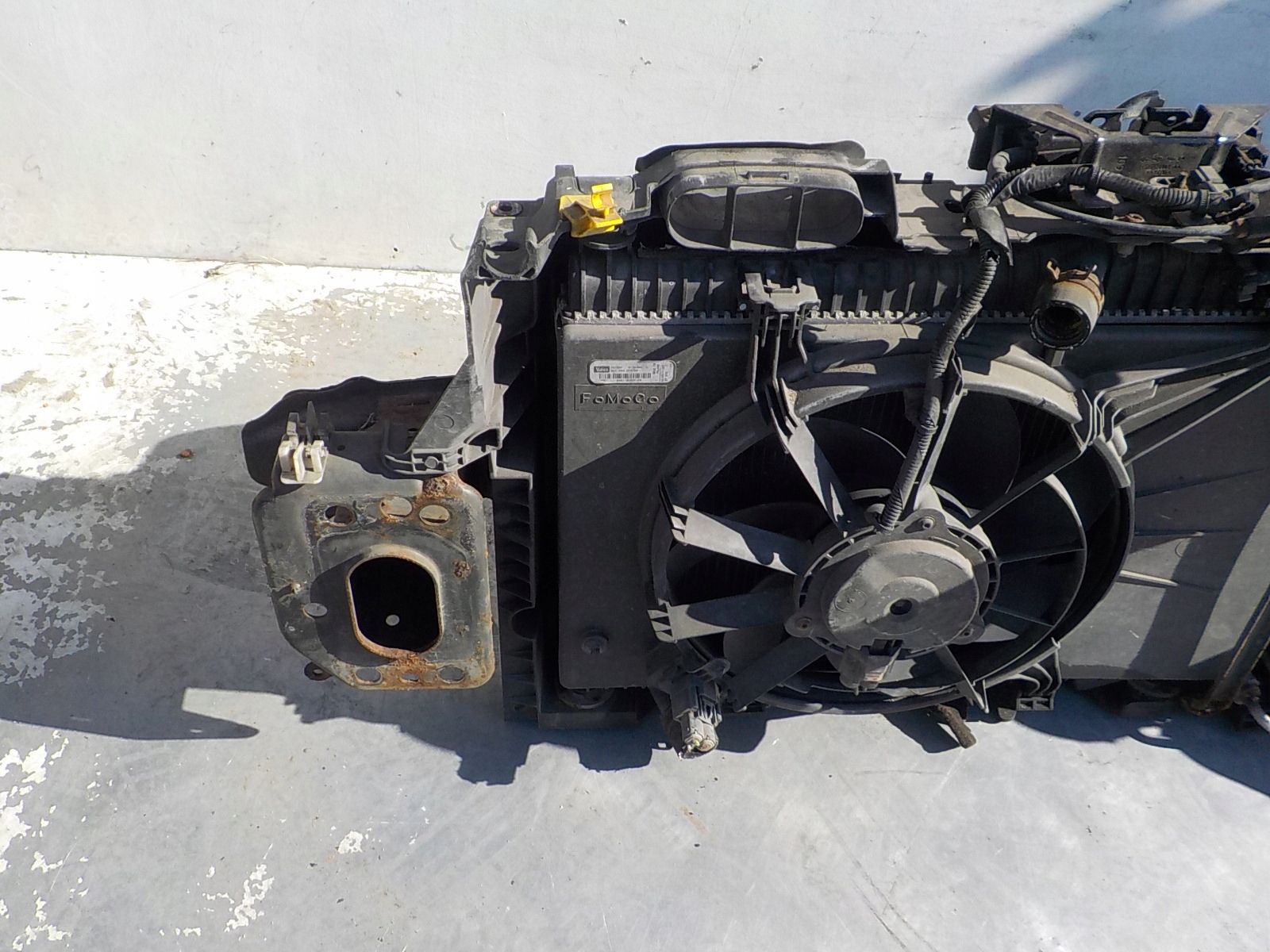 883 FORD FIESTA MK7 VII support panel for radiators sider radiator