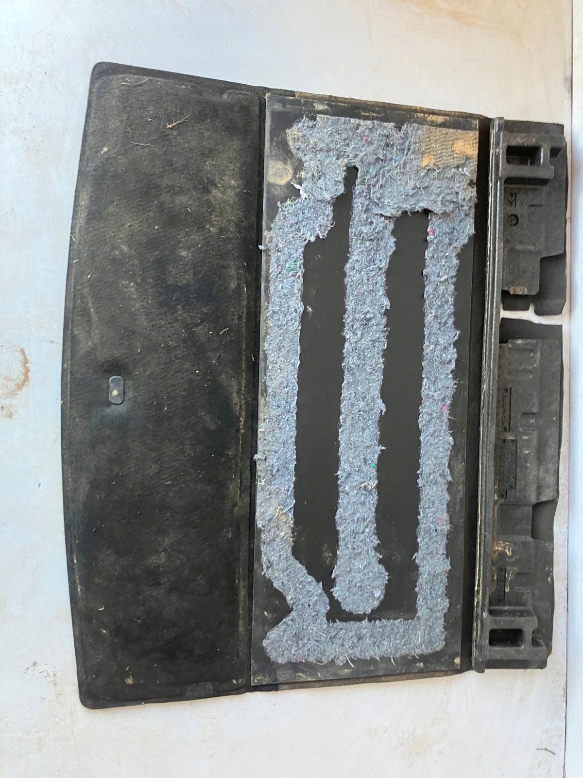 mats boot RENAULT MEGANE V E-TECH 849046090R