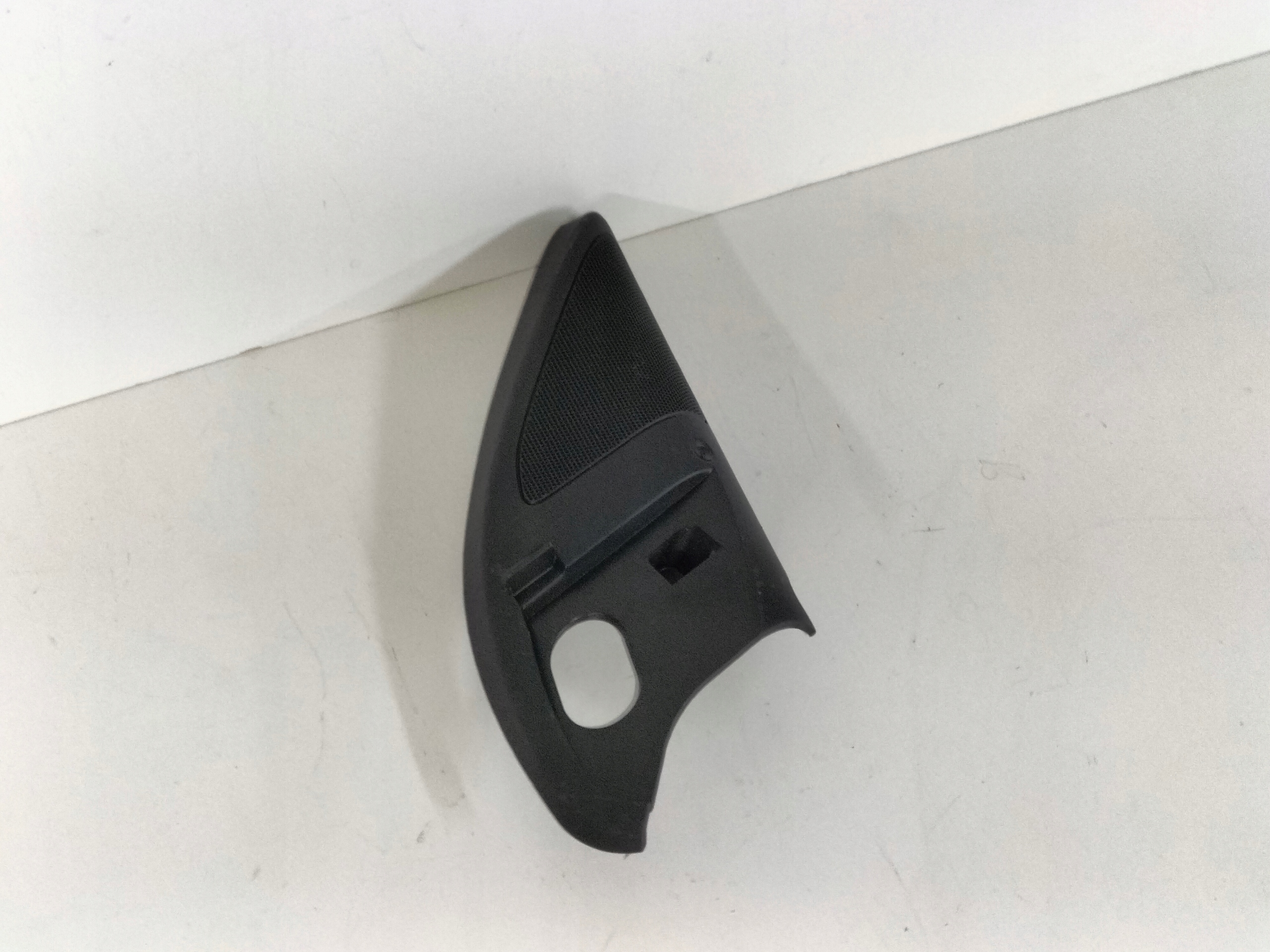 speaker spoiler door front right SKODA OCTAVIA III 13