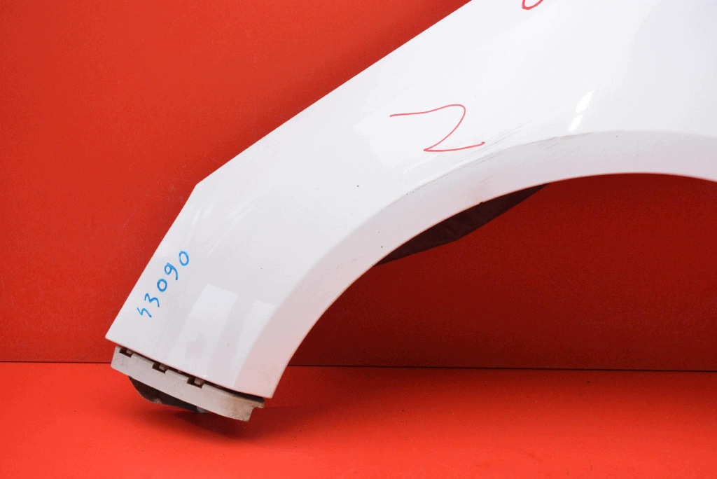 fender left front front white FORD FOCUS MK3 11-15