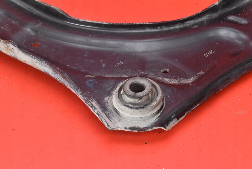 arm right front lower RENAULT MEGANE 3 III 1.5 DCI 110 KM 08-14