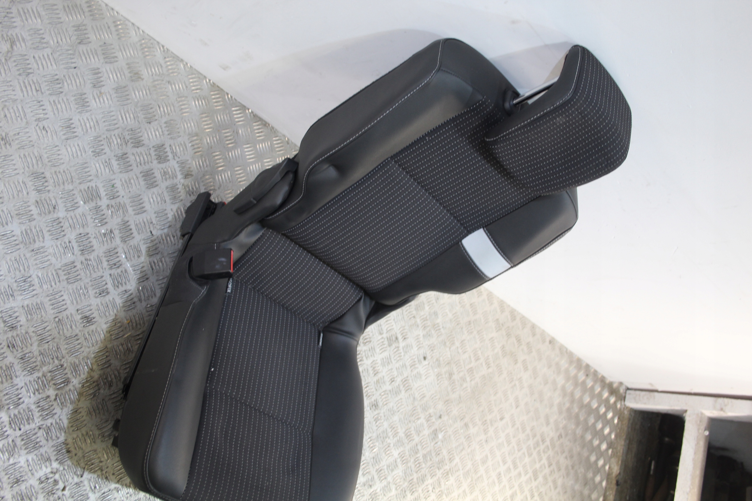 кресло левый зад GRAND SCENIC III 3