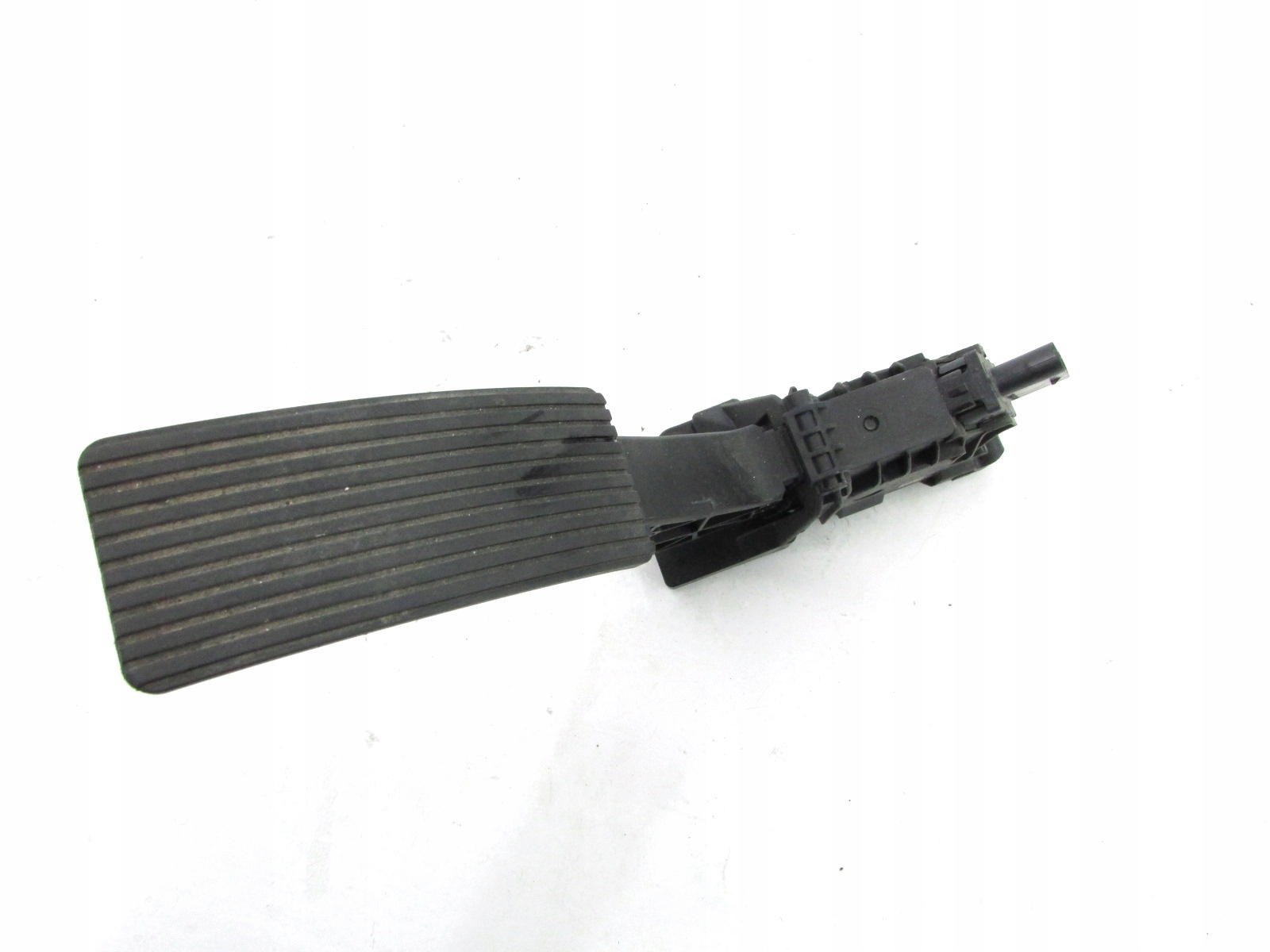 MERCEDES W177 потенциометр газа Европа A1773001800