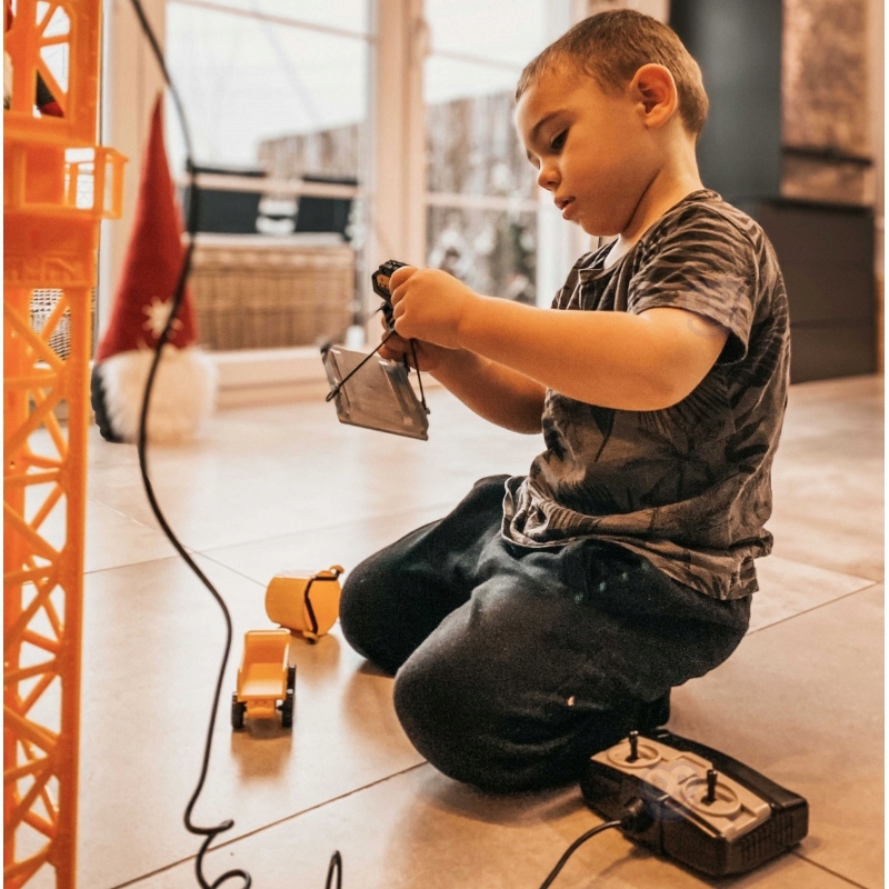 ŻURAW ZDALNIE STEROWANY 103 CM + AKCESORIA WOOPIE DŹWIG CIĘŻARÓWKA KOPARKA Wysokość produktu 21 cm