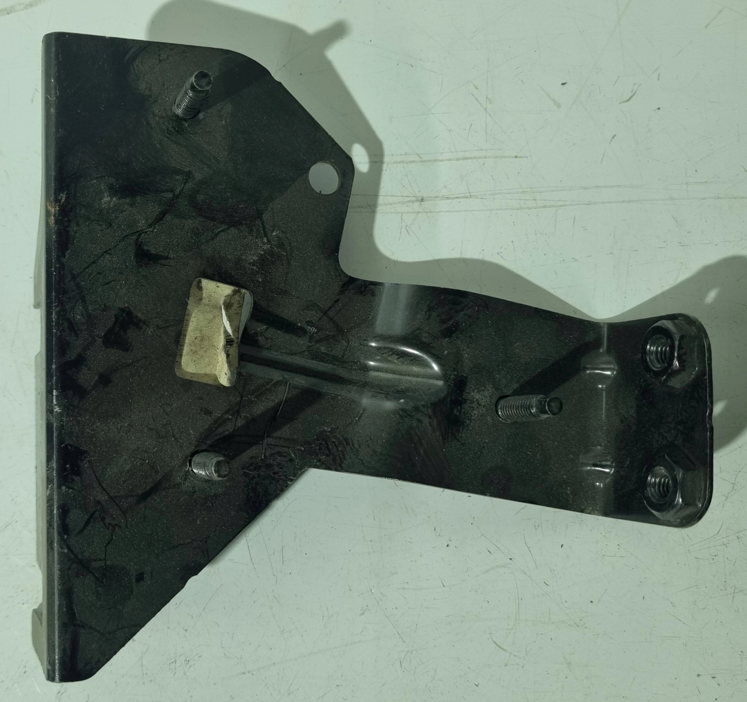 Support plaque Console Droit Aile PEUGEOT PARTNER CITROEN BERLINGO