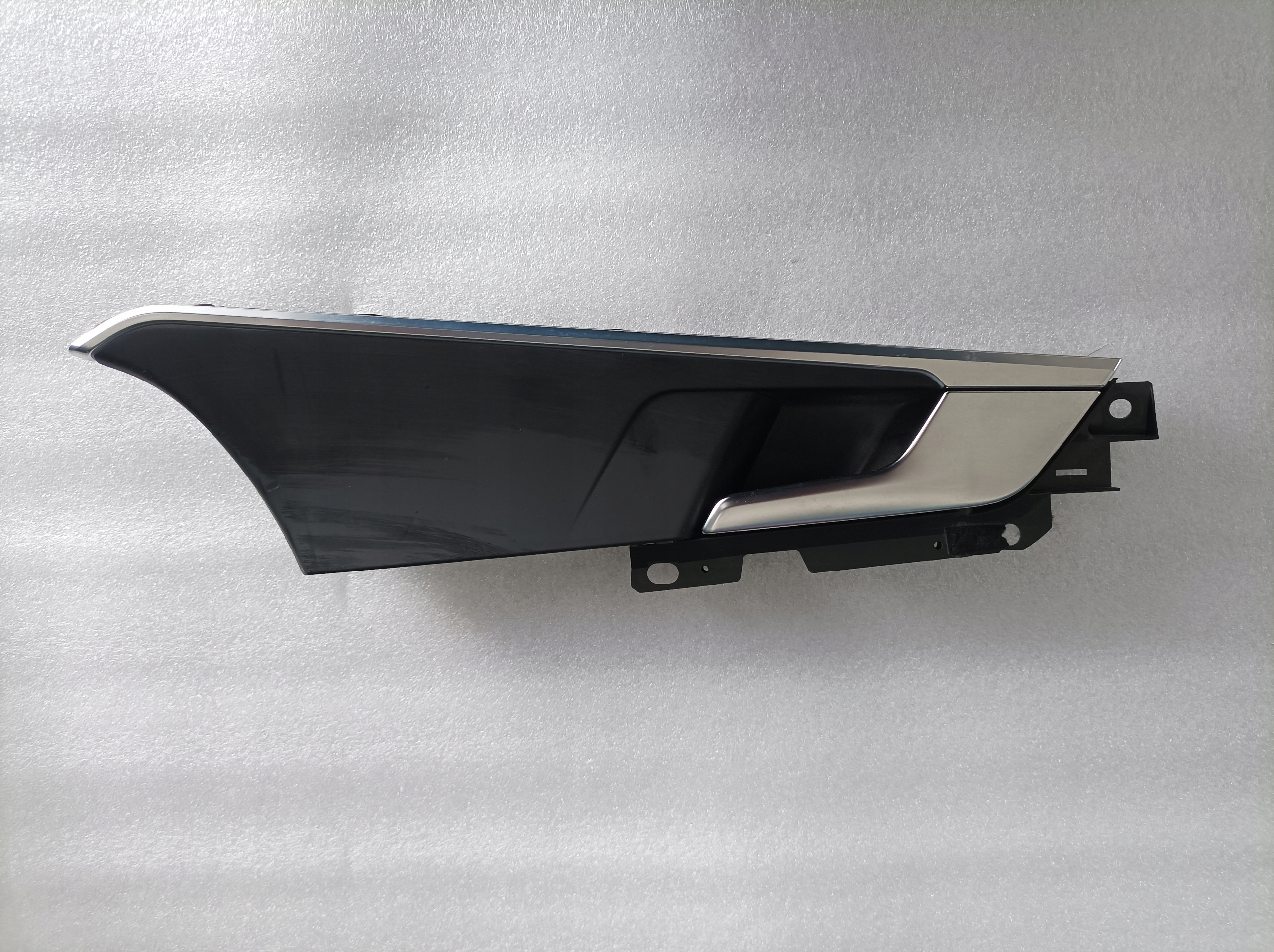 8W0867410 8W0959522 - AUDI A4 B9 внутренняя панель правая передняя