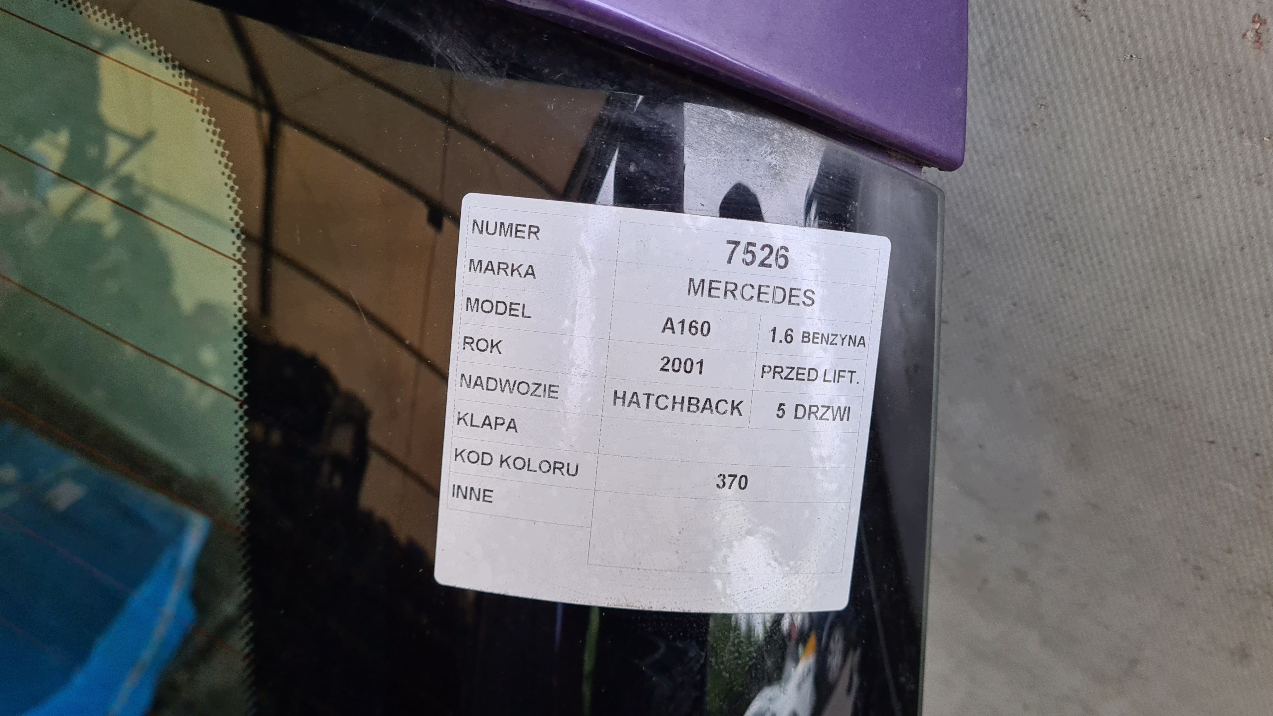 Mercedes A160 kapota kufru 370