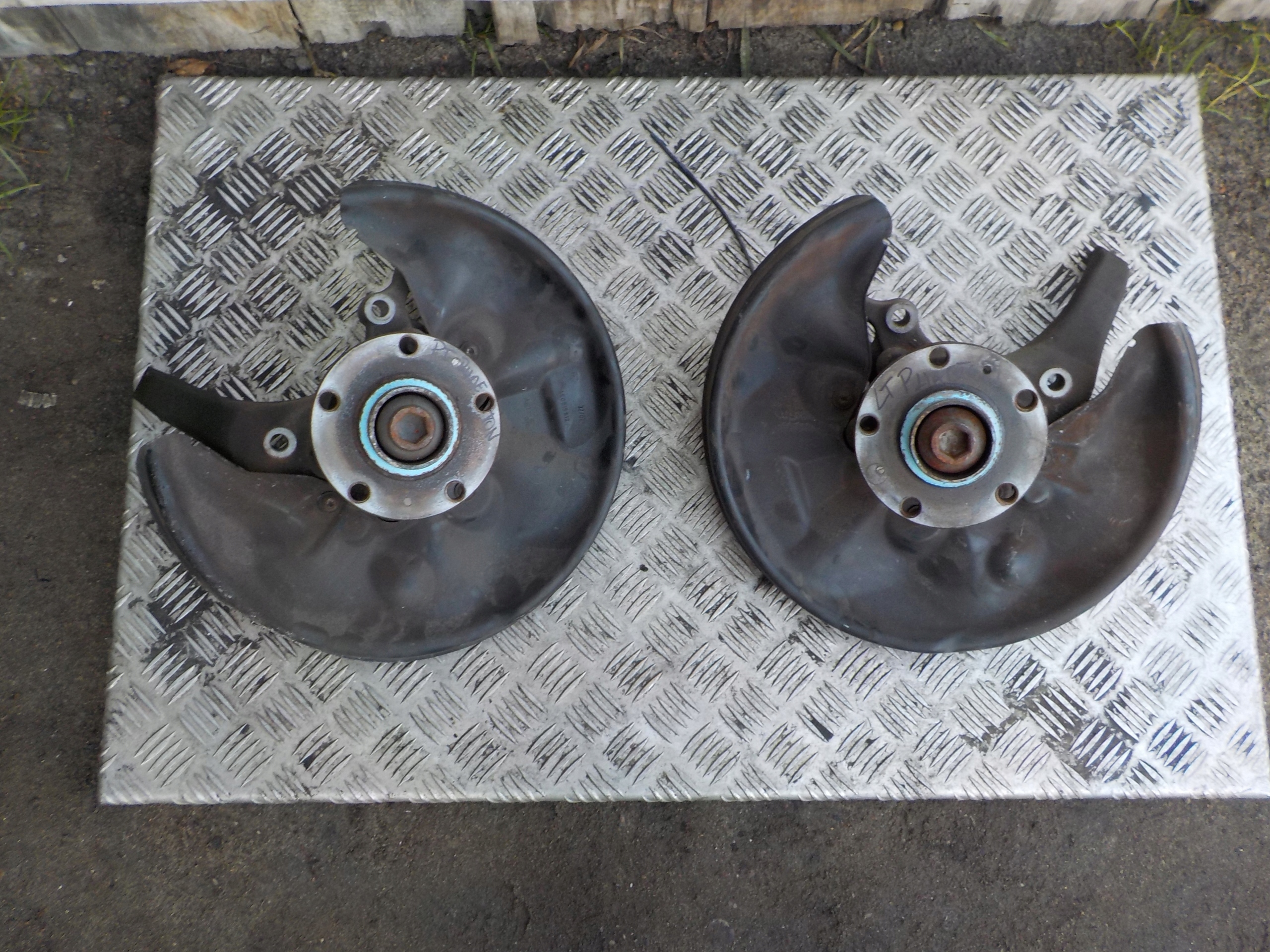VW PHAETON swing left right rear part