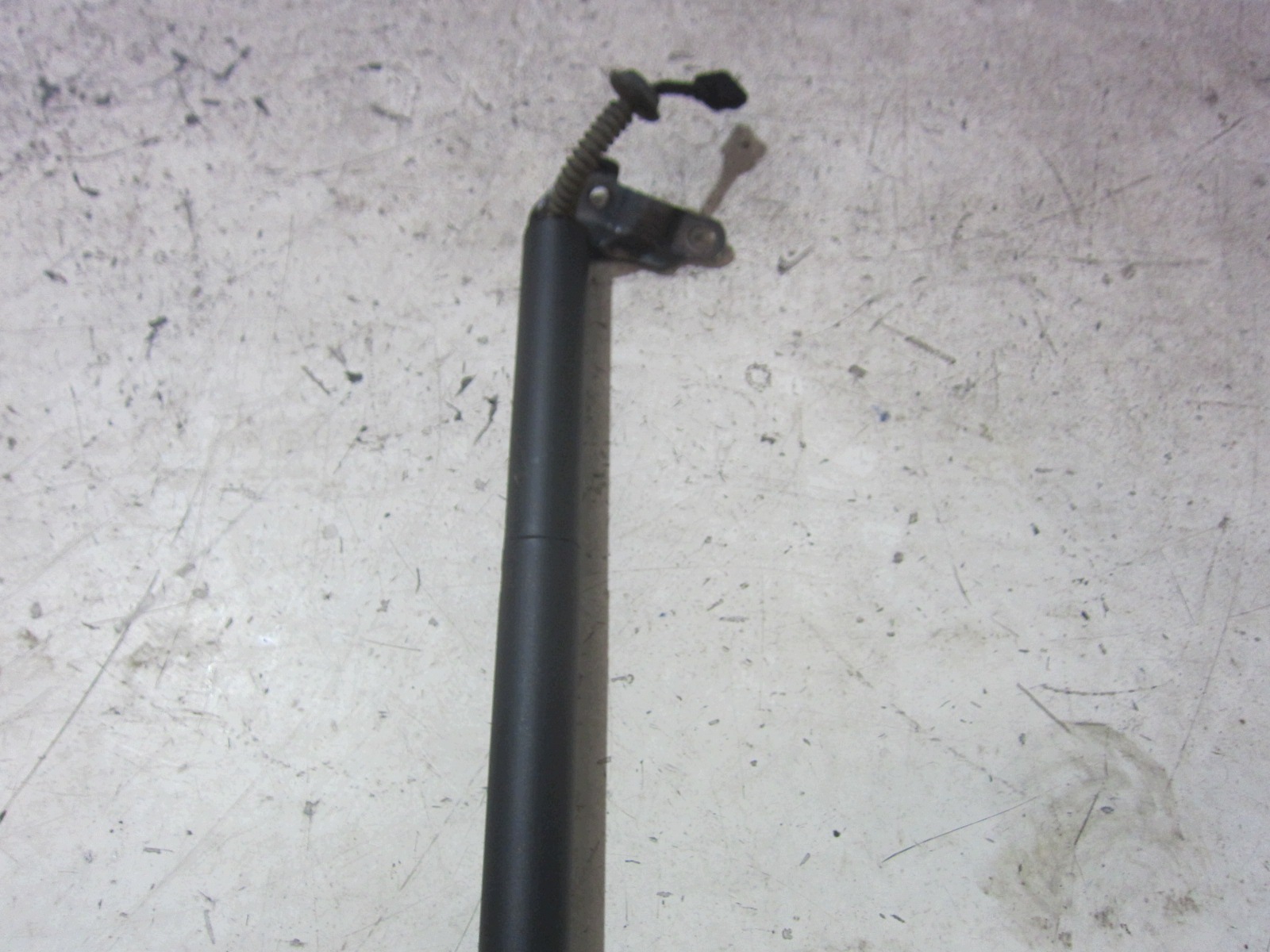 BMW X1 F48 telescope damper bonnet electrical boot 2696593 7350837