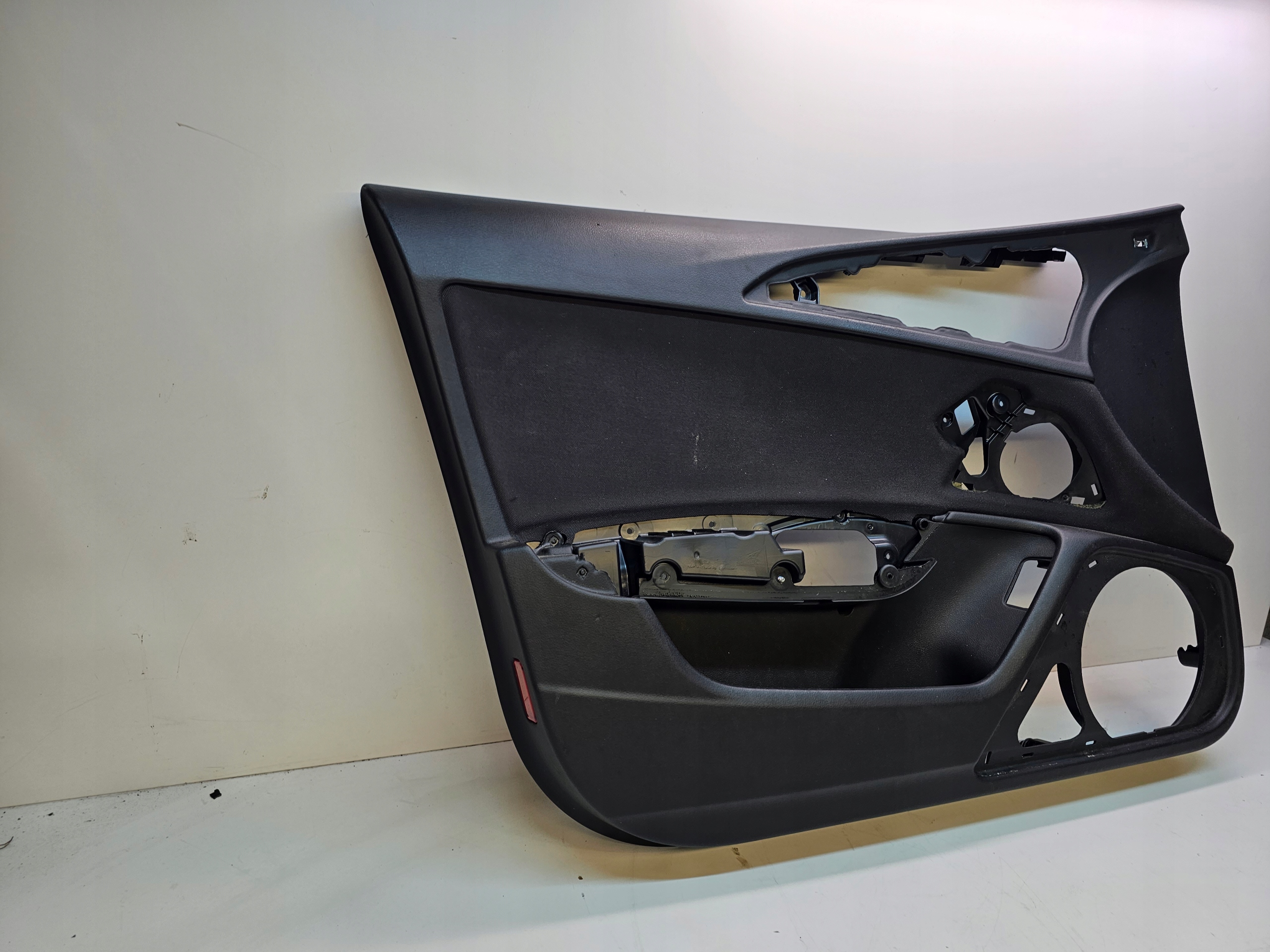 side door left front AUDI A6 C7 4G1867105
