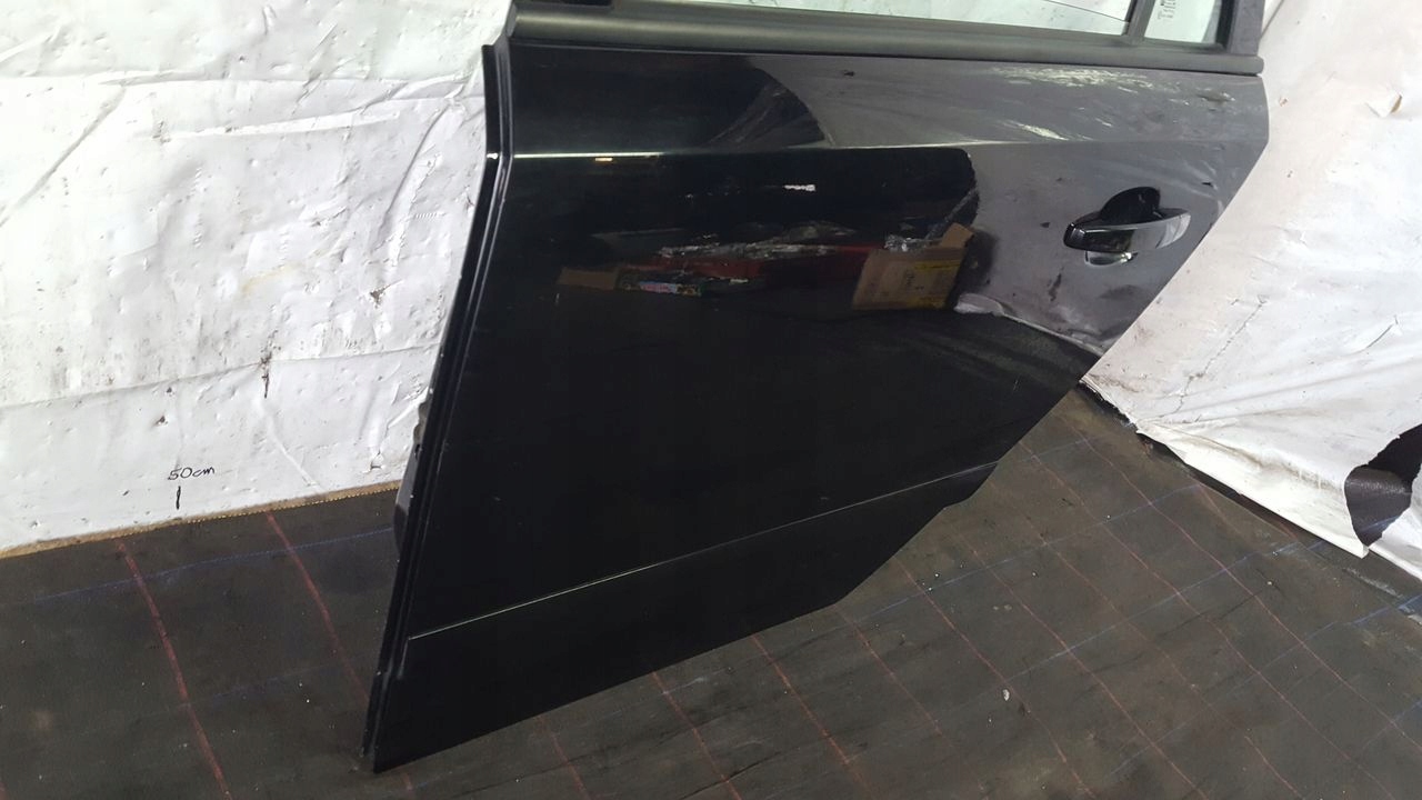 door rear part rear. left Opel Astra H Z20R