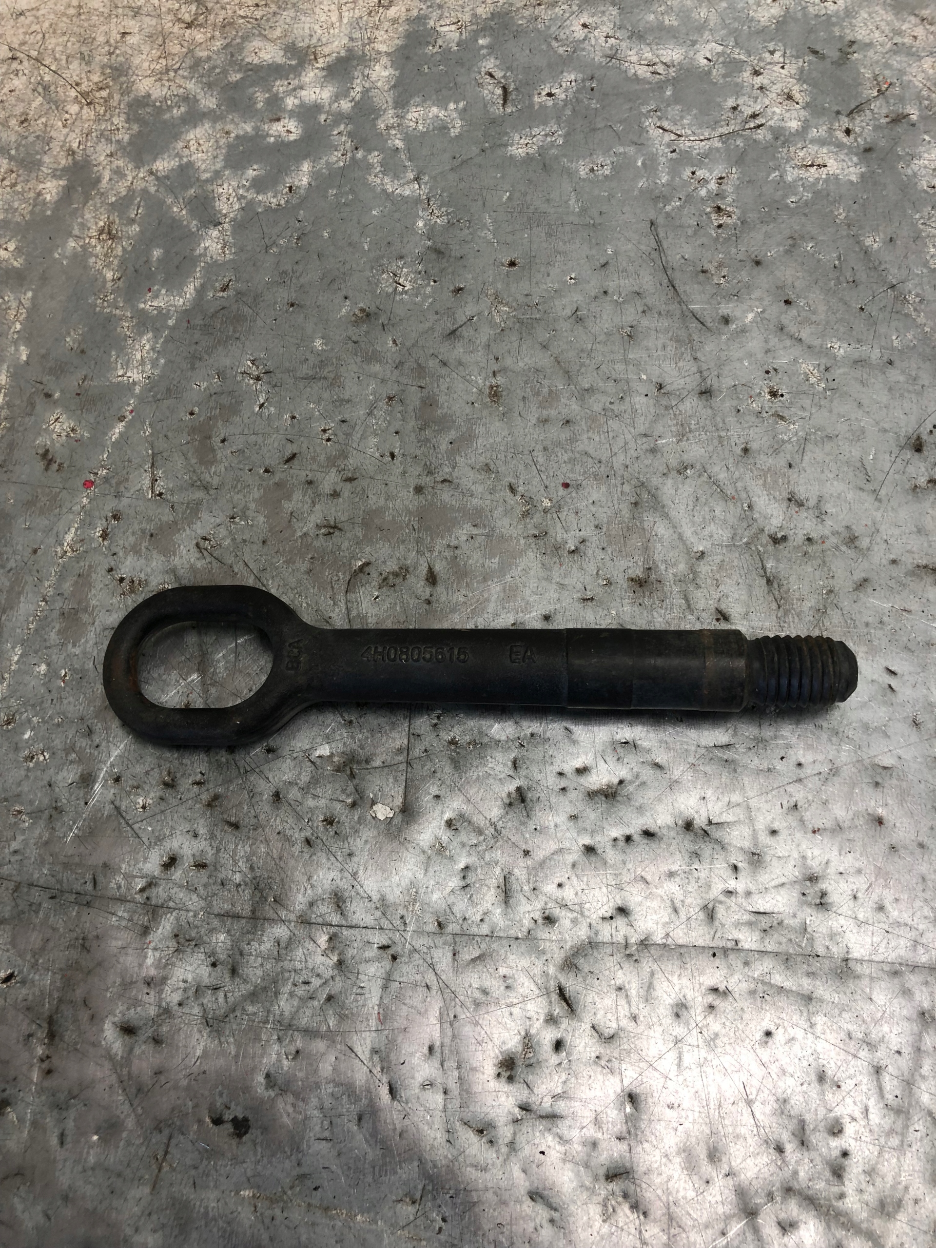 UCHO HOLOWNICZE AUDI Q3 4H0805615