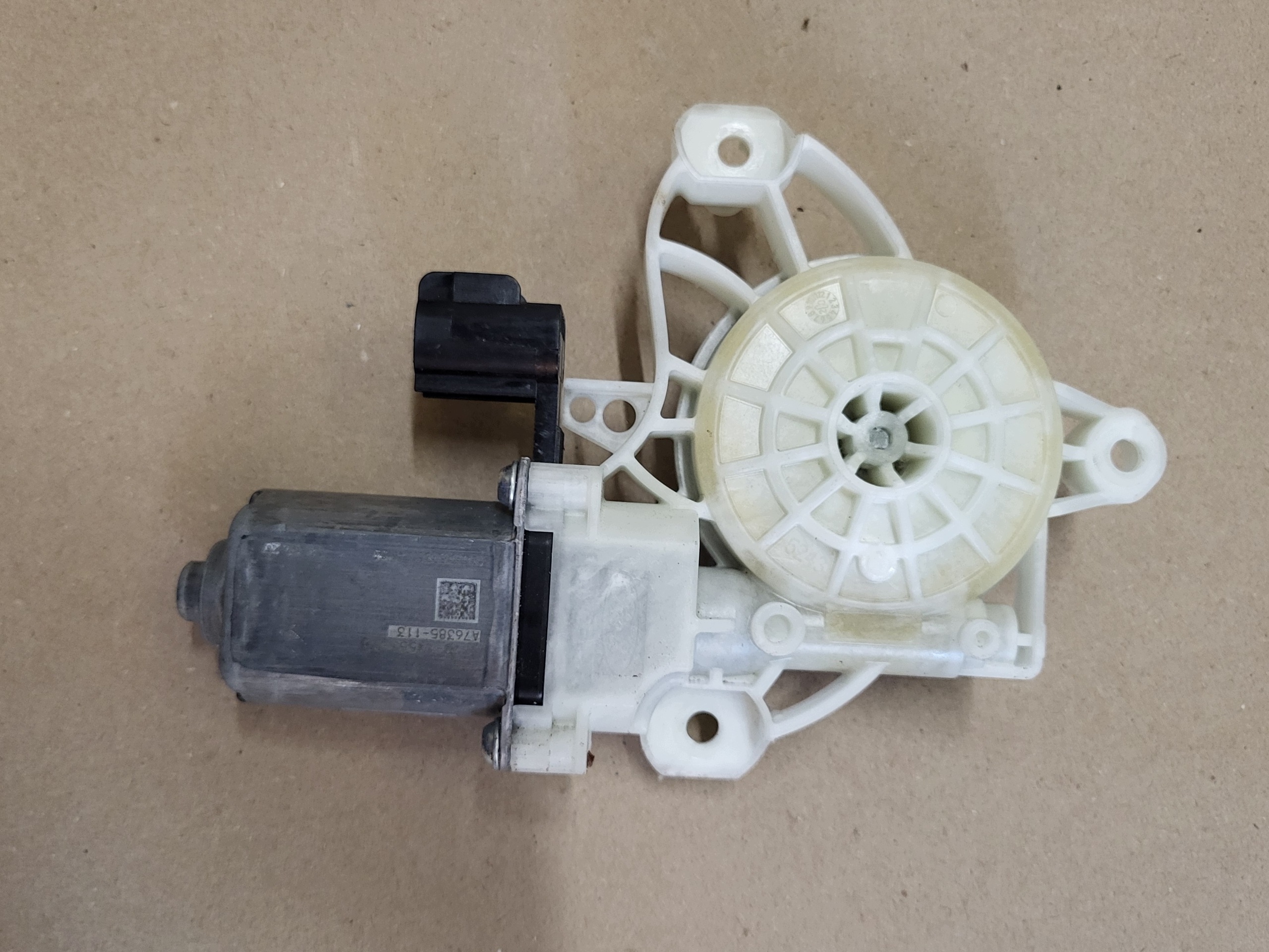 mini motor lifting windows left front FORD FOCUS 2PIN MK4 IV JX7B-14553-BC