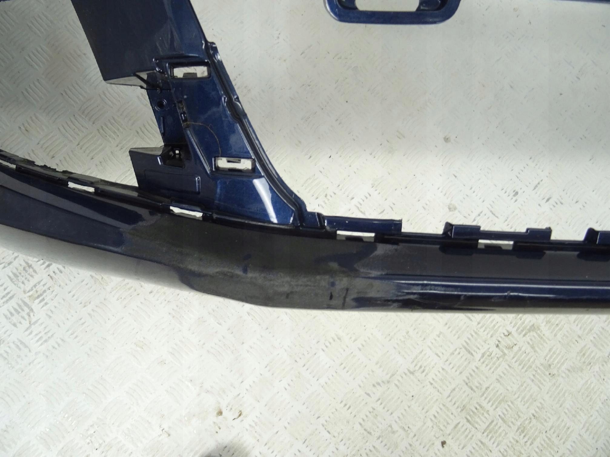 VW Sharan II 2 10- bumper front front
