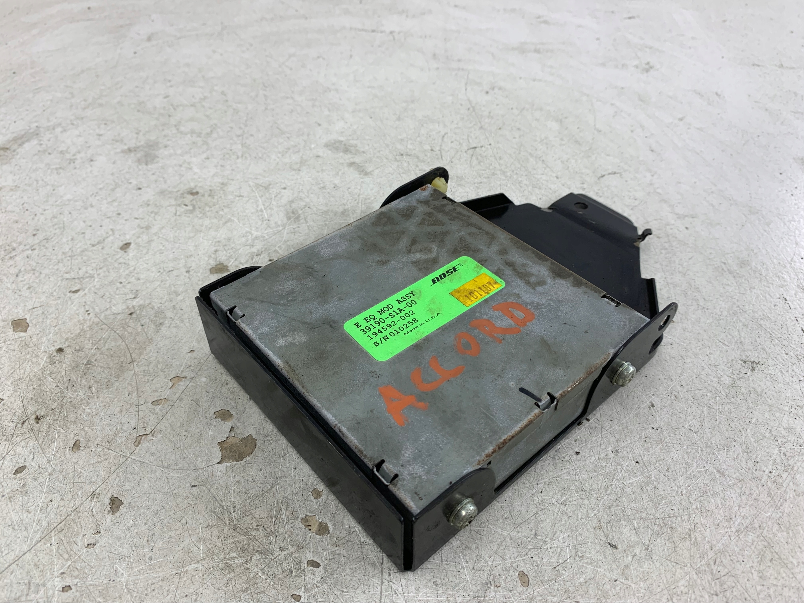 HONDA ACCORD VI amplifier AUDIO BOSE 39190-S1A-00
