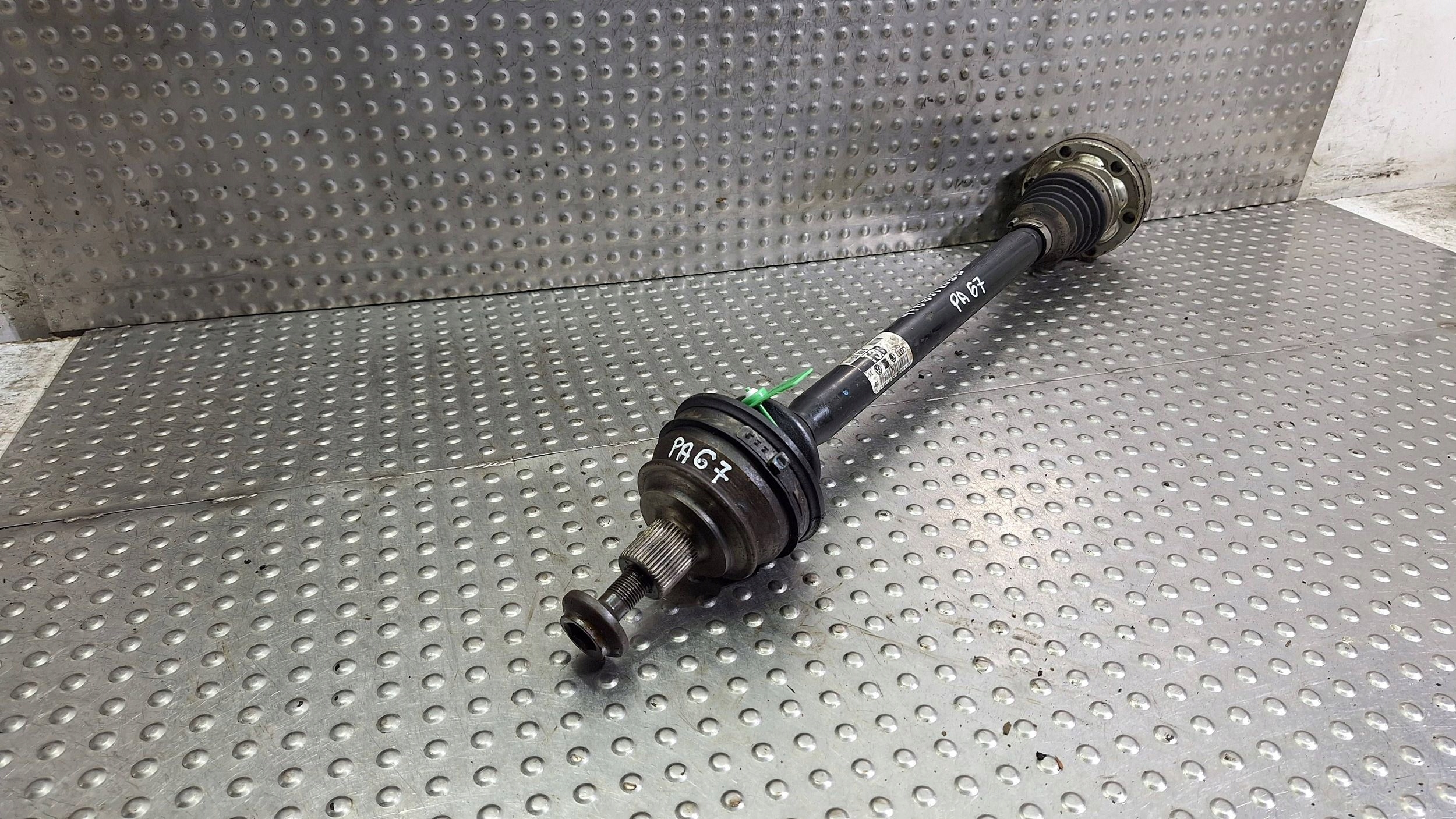 semi-axis left right rear part 4F0501203B AUDI A6 C6 3.0TDI QUATTRO