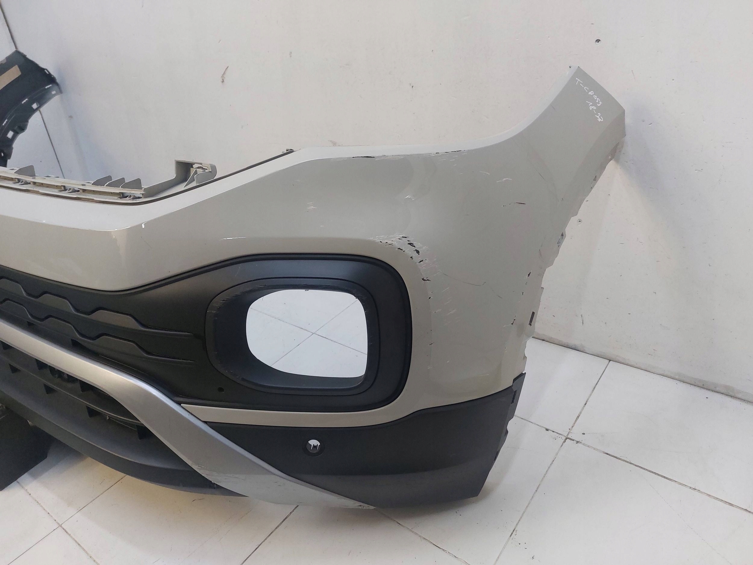 VW T CROSS 18-23r bumper bumper front front 4PDC