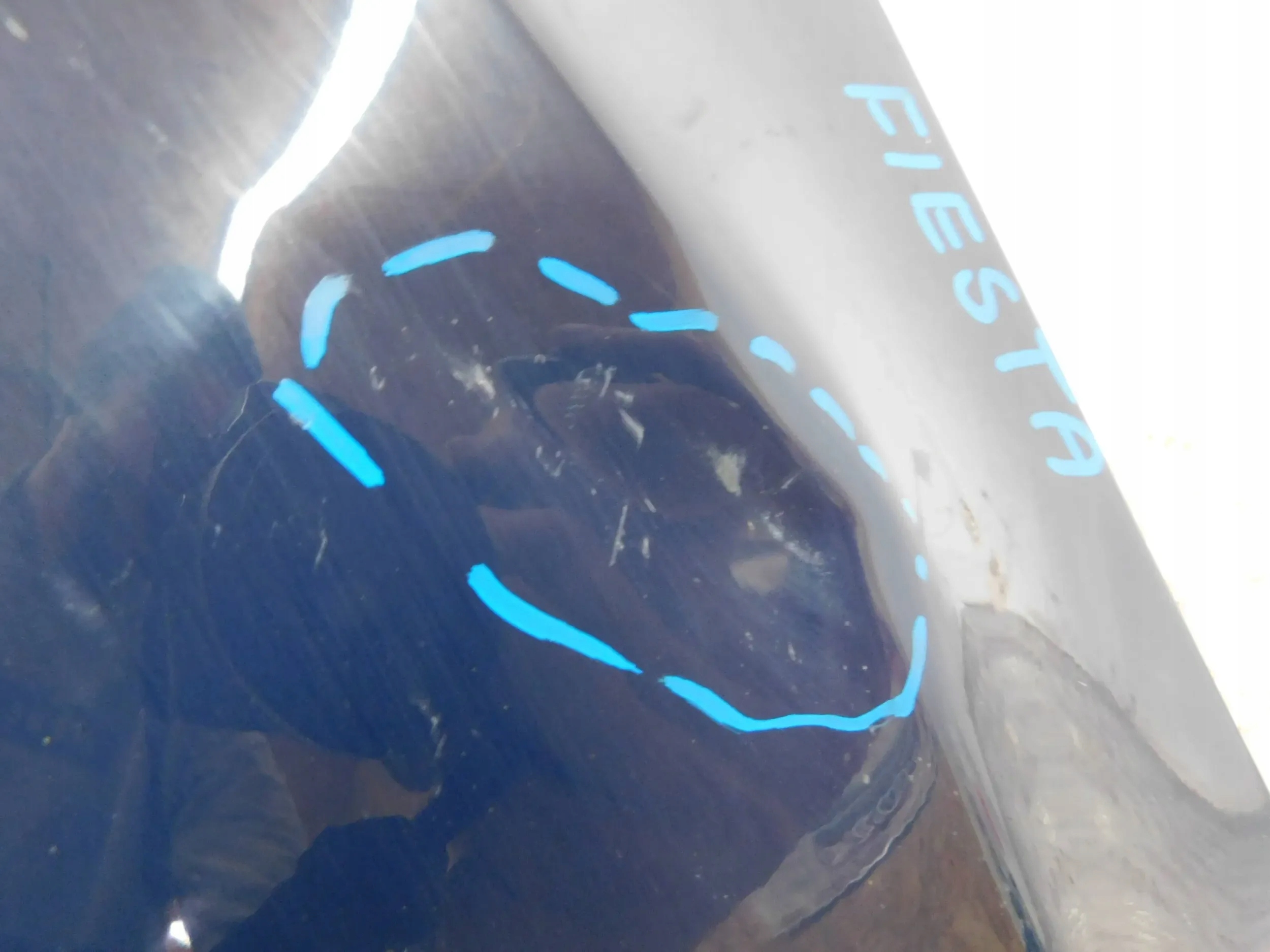 fender front front right FORD FIESTA MK7 LIFT 12