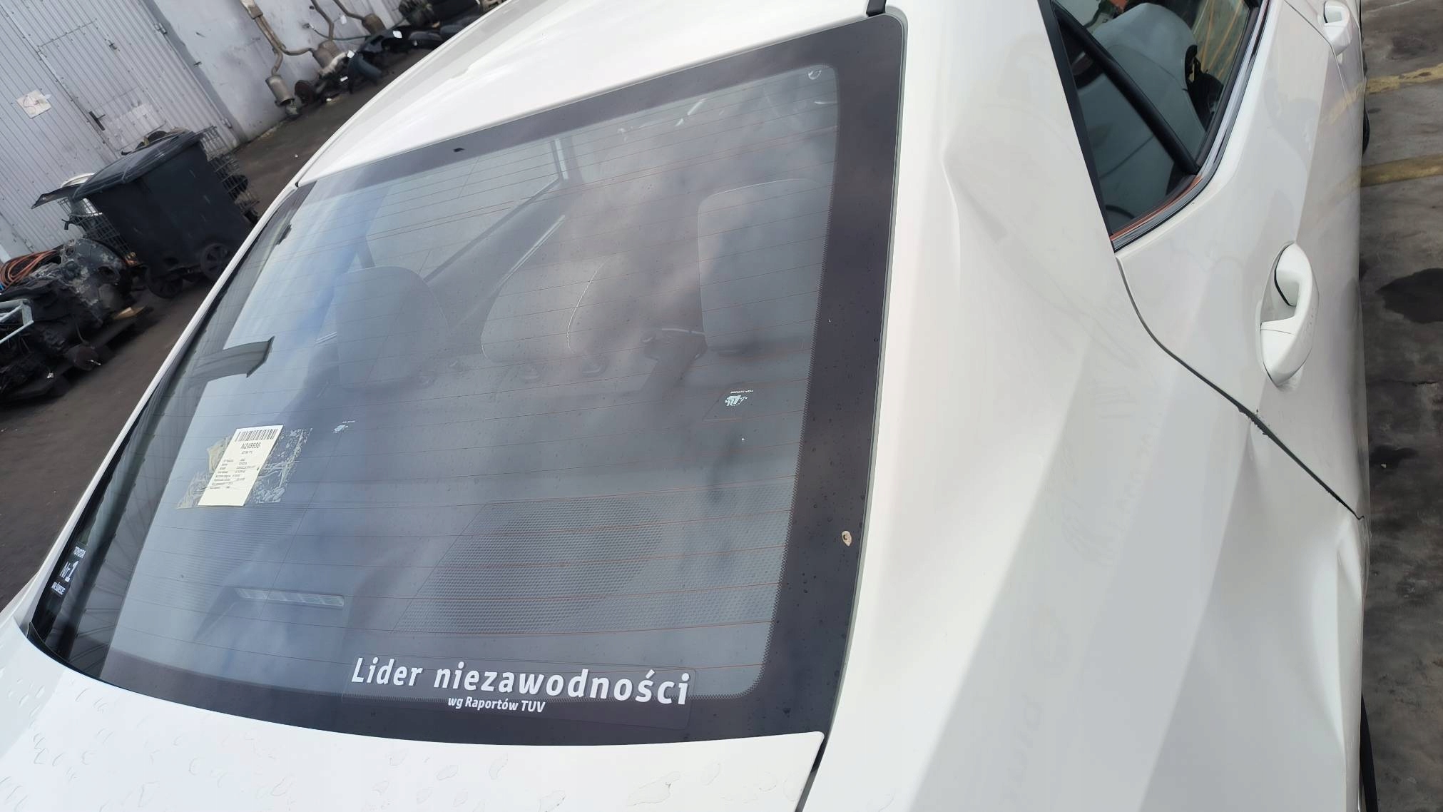 Vitre Arrière TOYOTA COROLLA E18 Berline