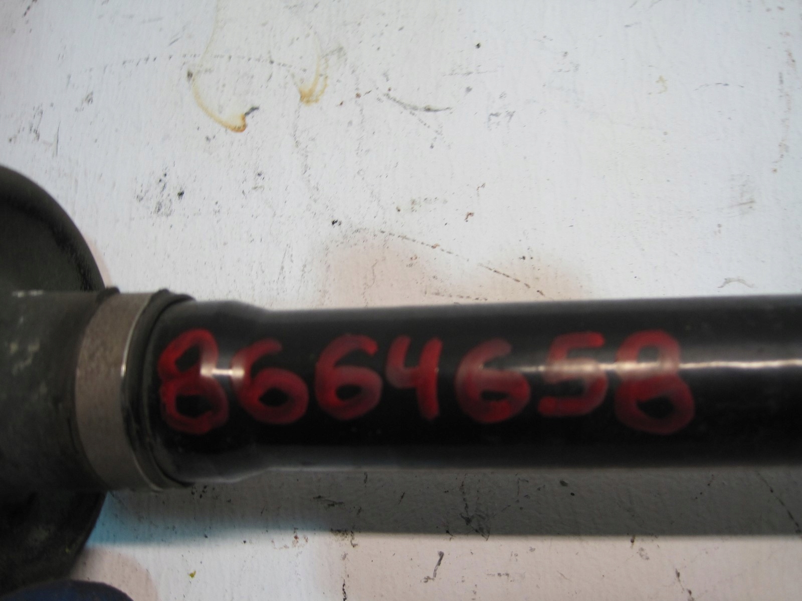 semi-axis BMW 8664658 rear part rear