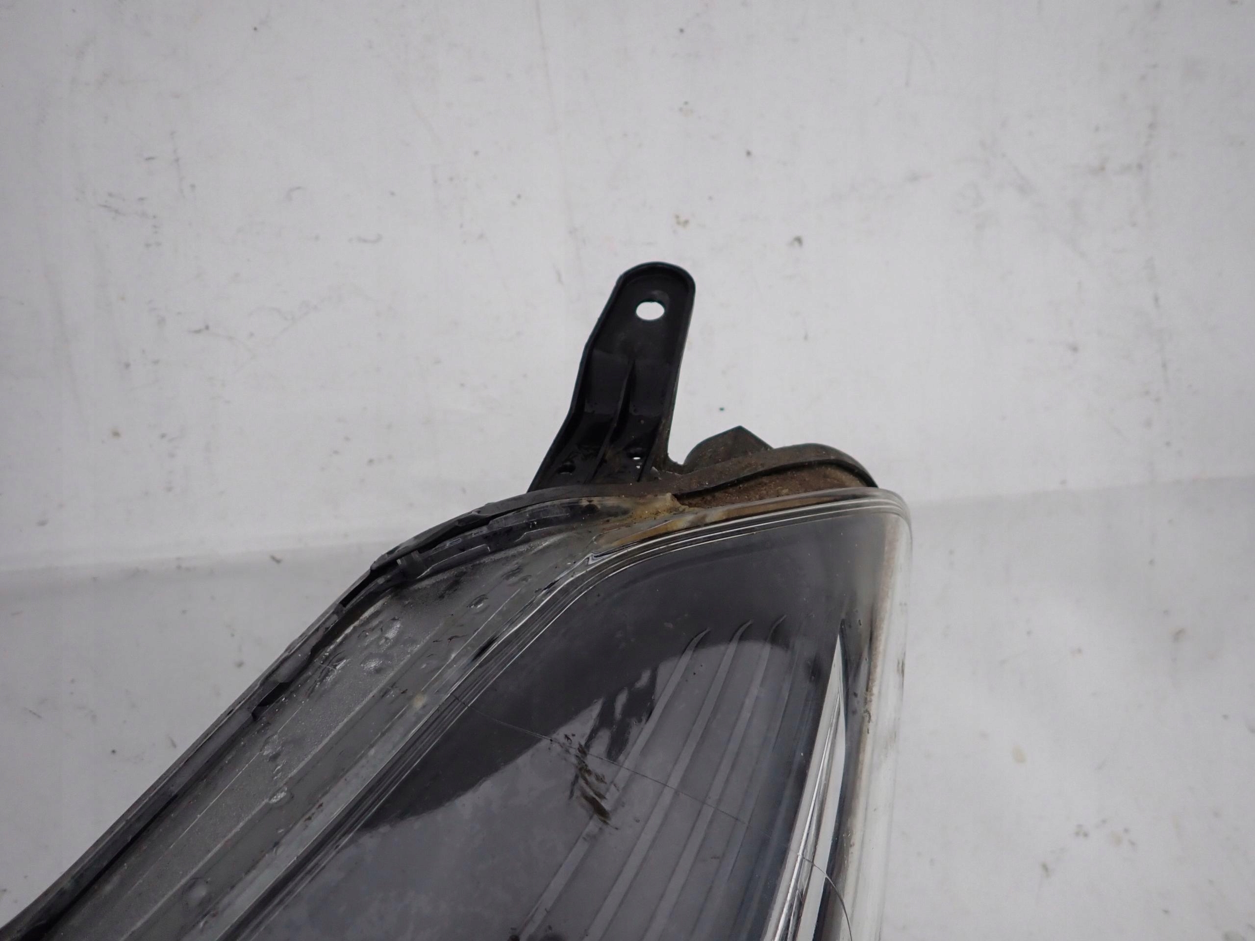 TOYOTA YARIS III LIFT 14-> light left front