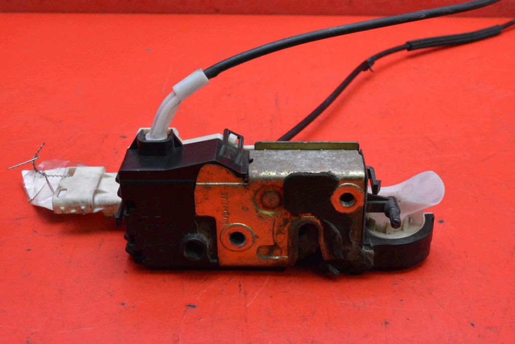 lock door left front front EU 9681333380 PEUGEOT 407 04-10