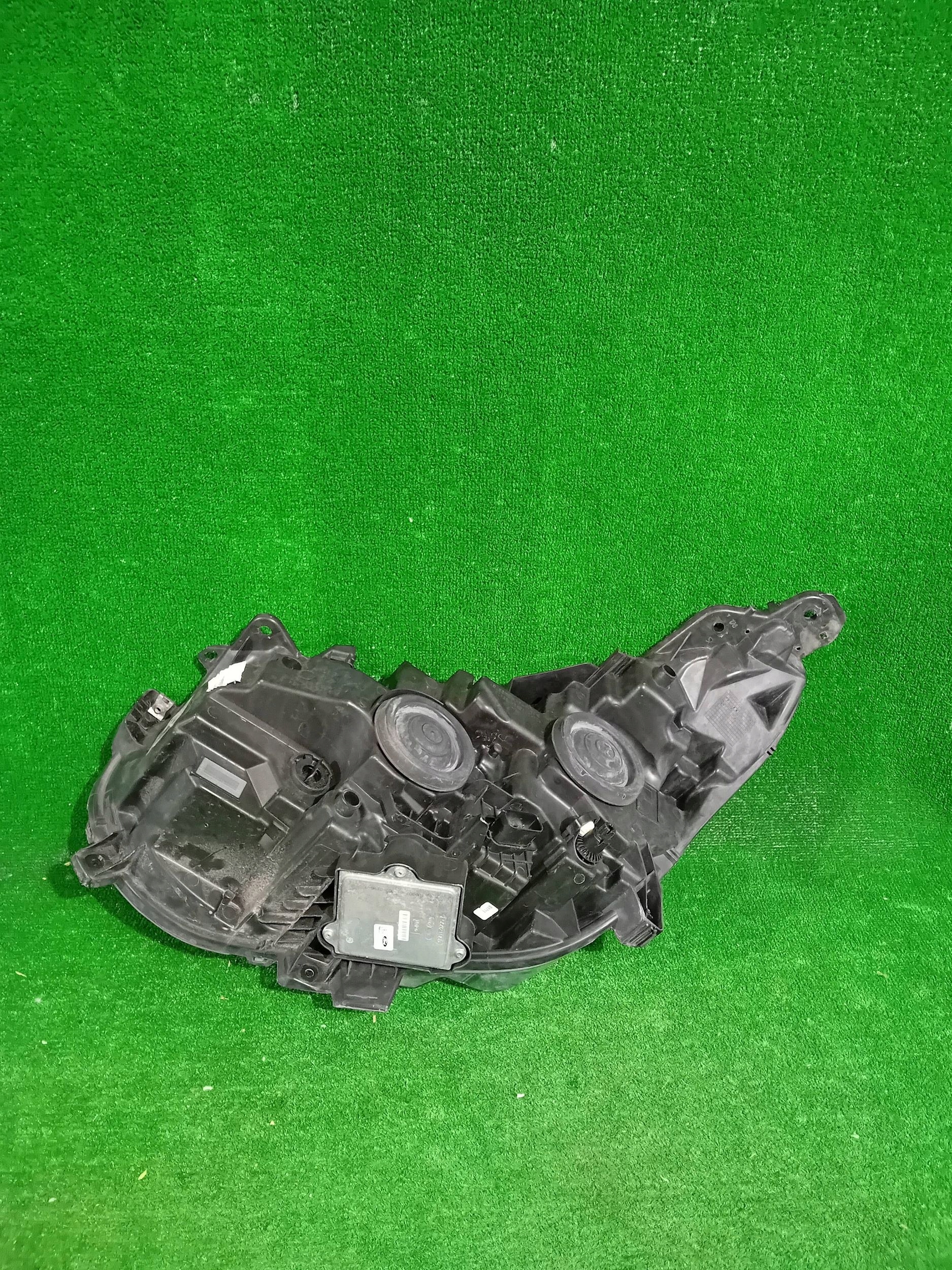 REFLEKTOR right front FORD S-MAX MK2 14- GALAXY MK4 LED