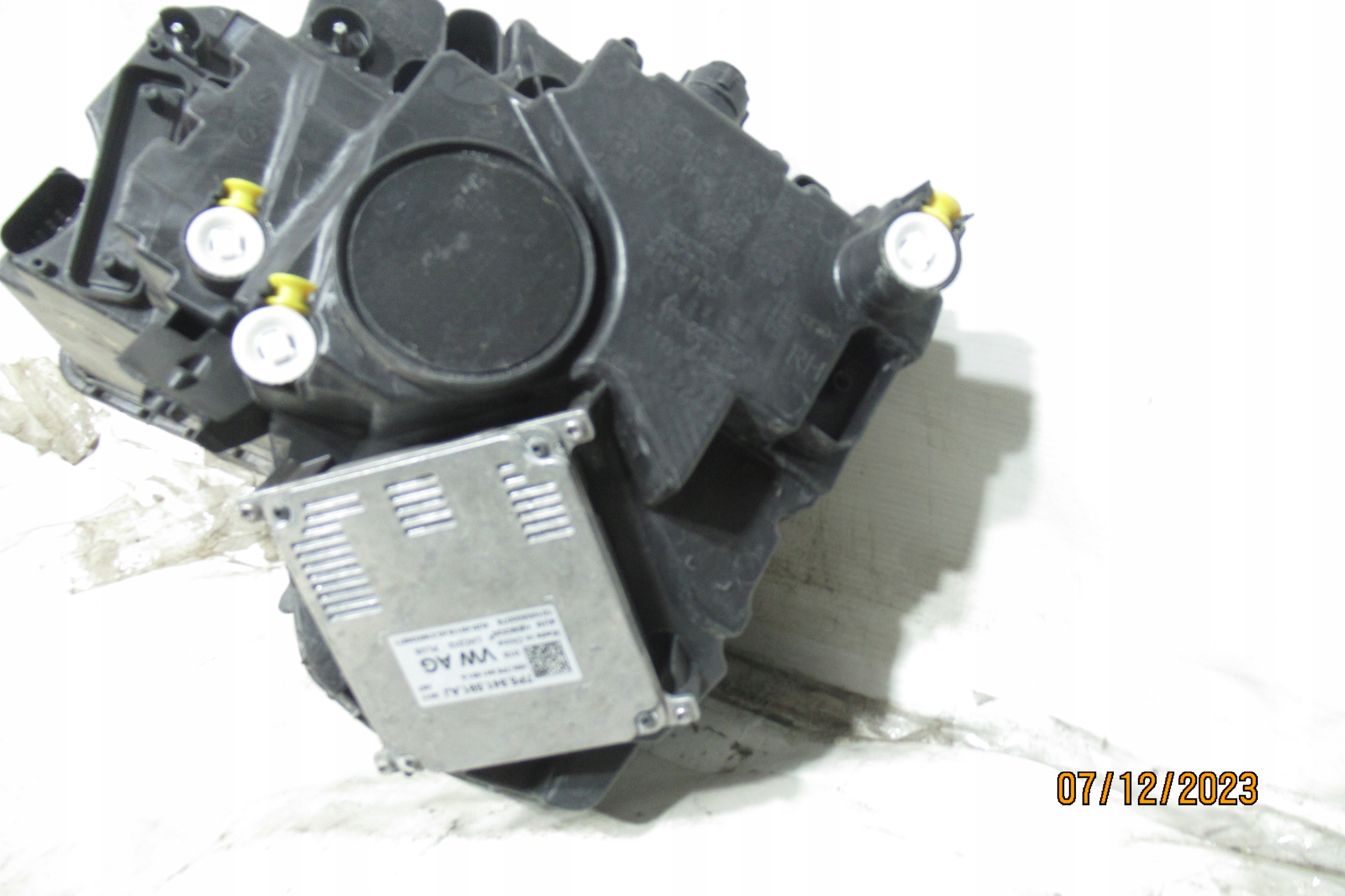фара правая full led SKODA KAROQ 57B941016D