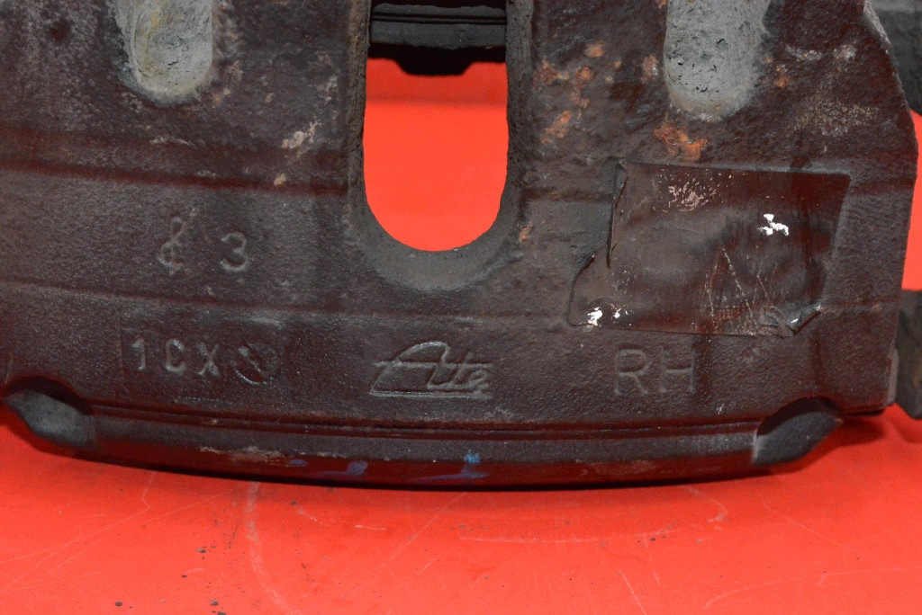 caliper brake right front CITROEN DS5 1.6 THP 200 KM 12-15