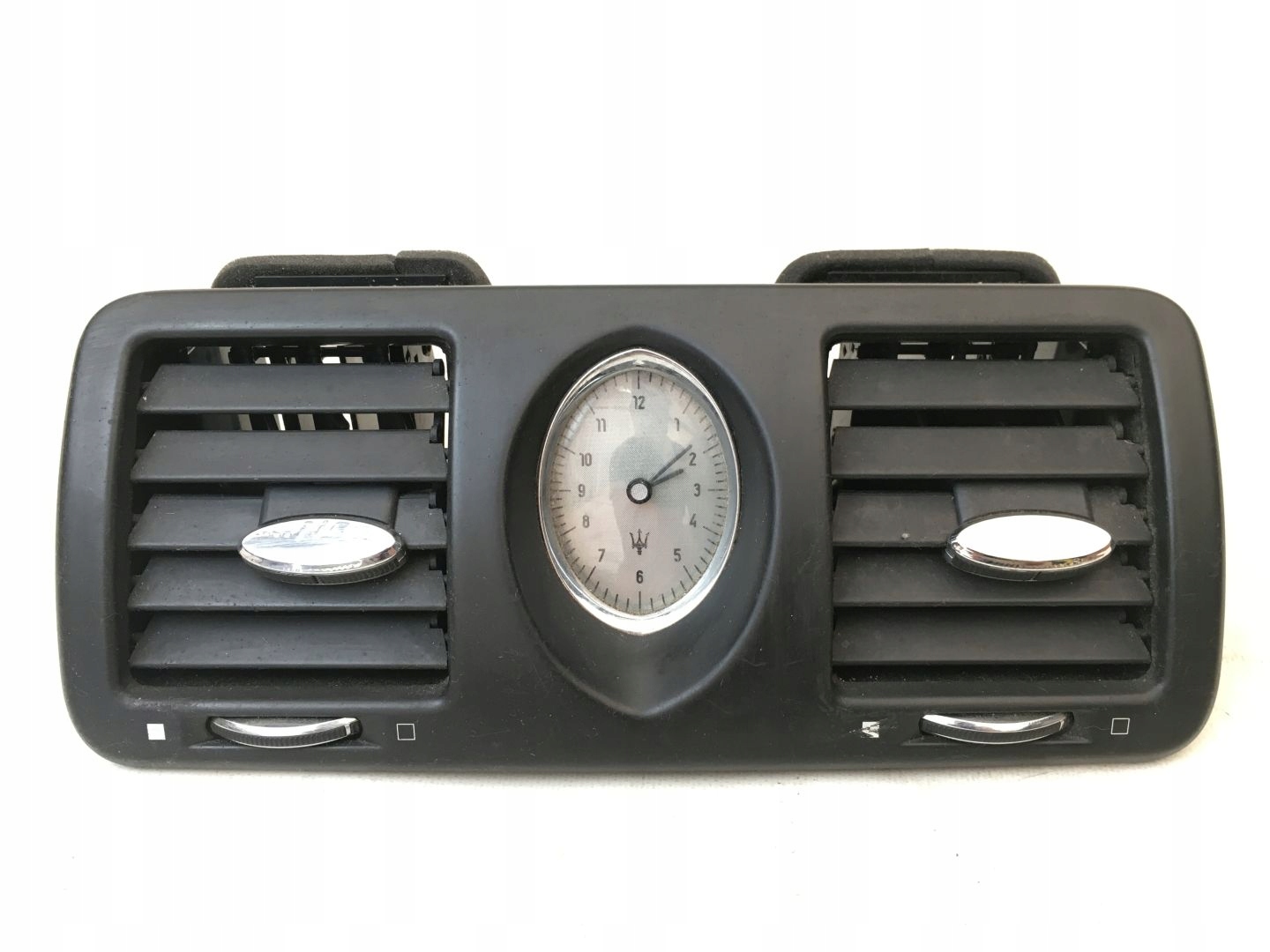 Maserati Quattroporte 04-13 Вентиляционная Решетка Часы